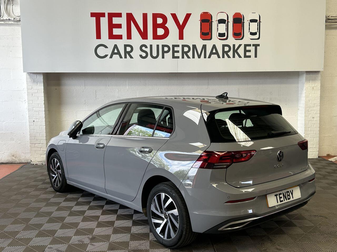 Volkswagen Golf view 7
