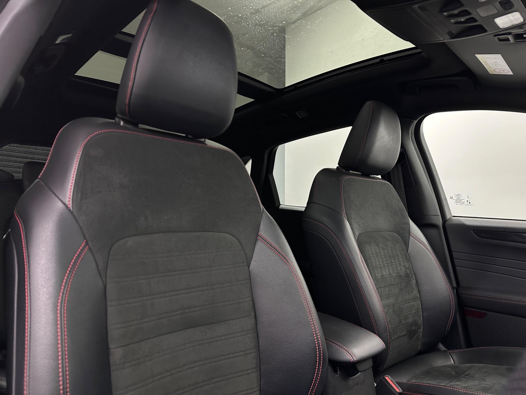 Ford Kuga view 32