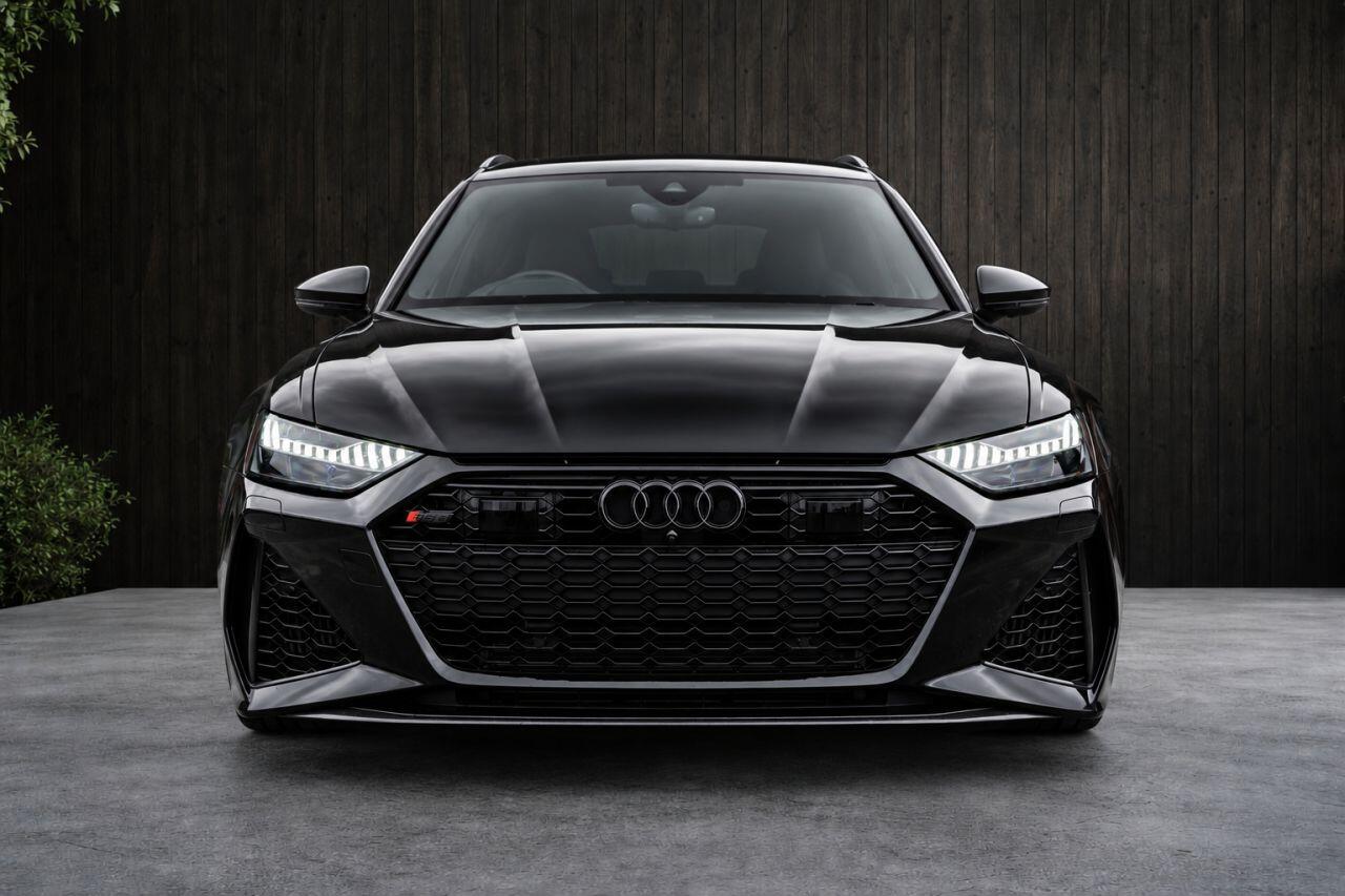 Audi RS6 view 7
