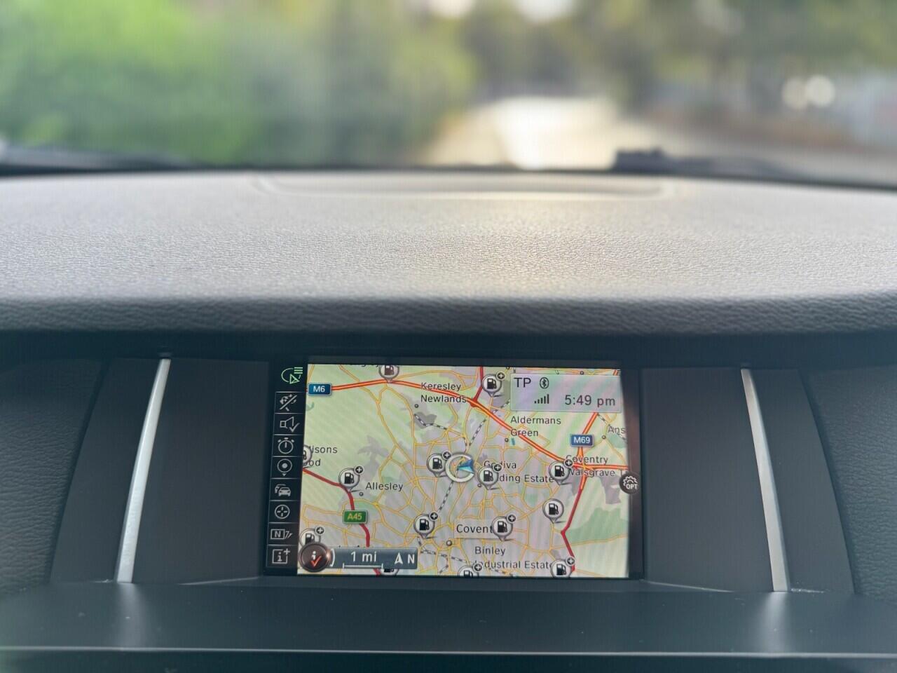 BMW X3 view 13