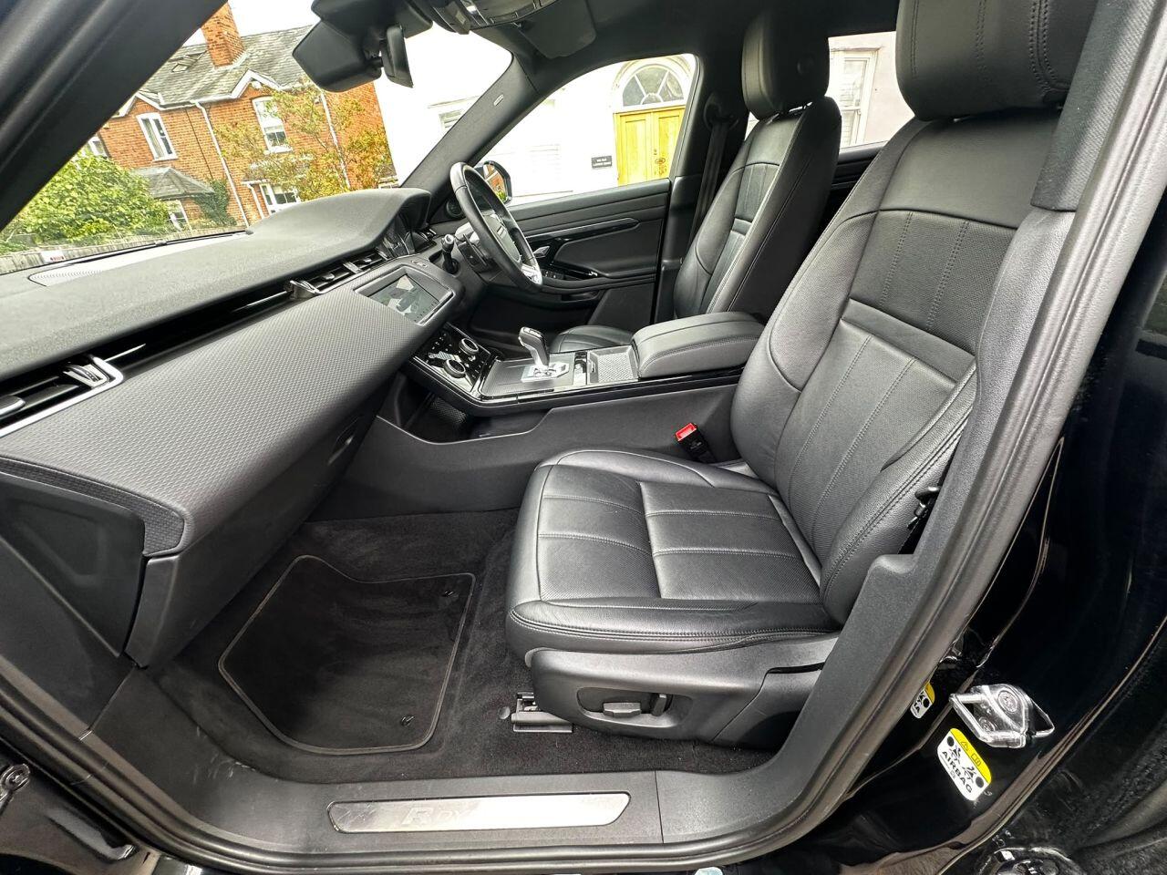Land Rover Range Rover Evoque view 32