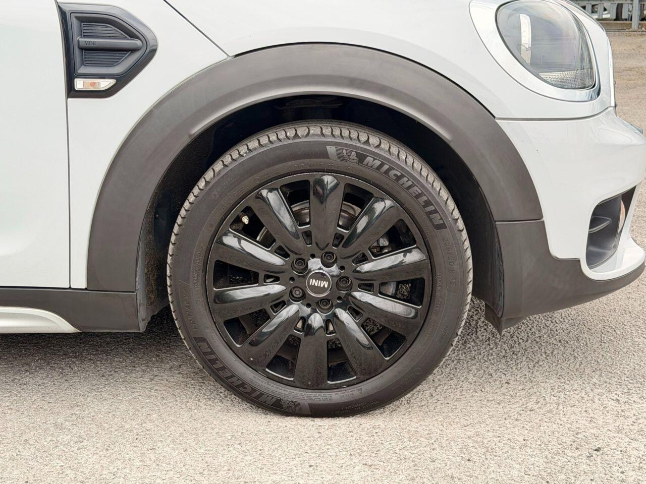 Mini Countryman view 18