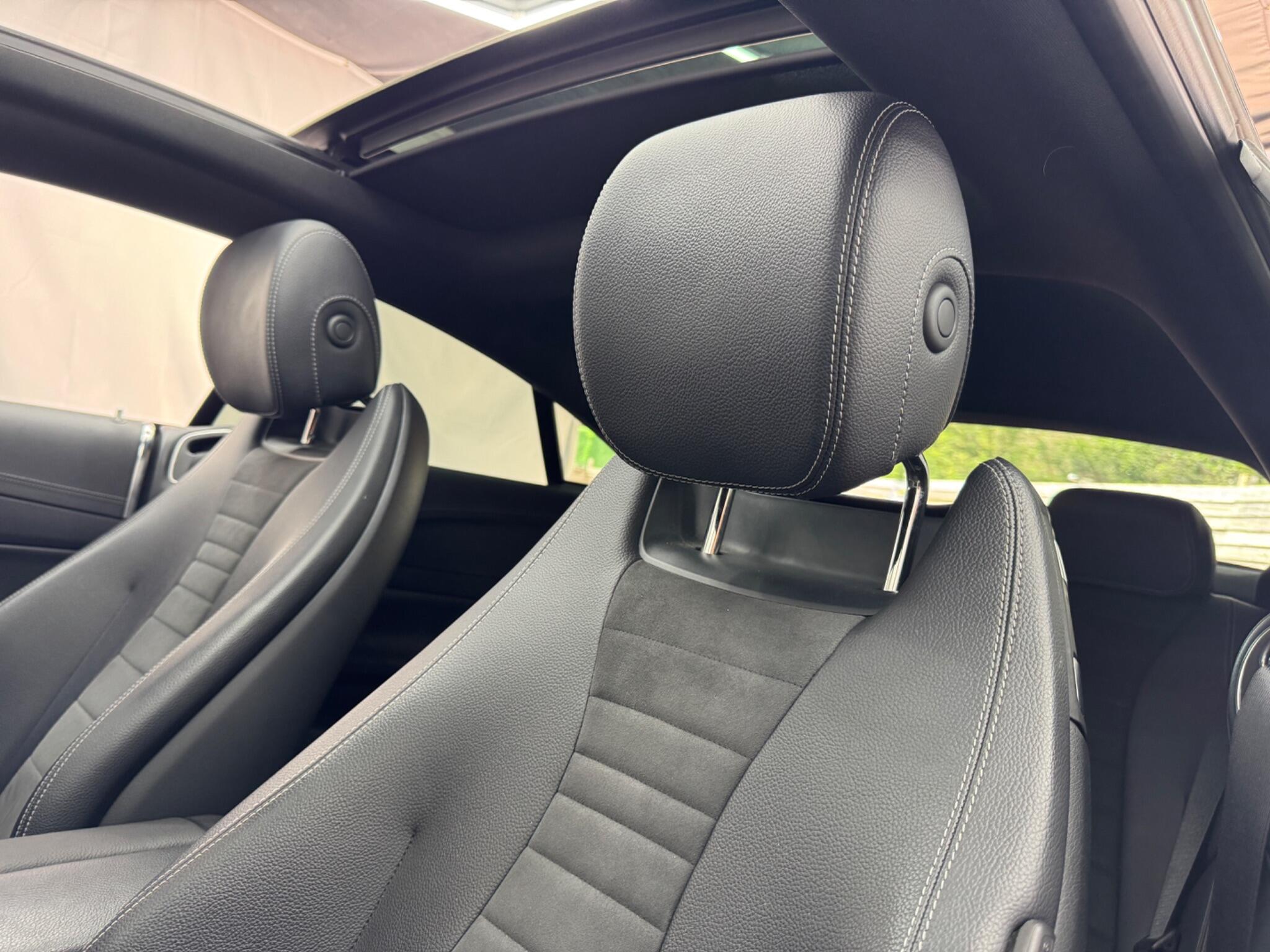 Mercedes-Benz E Class view 51