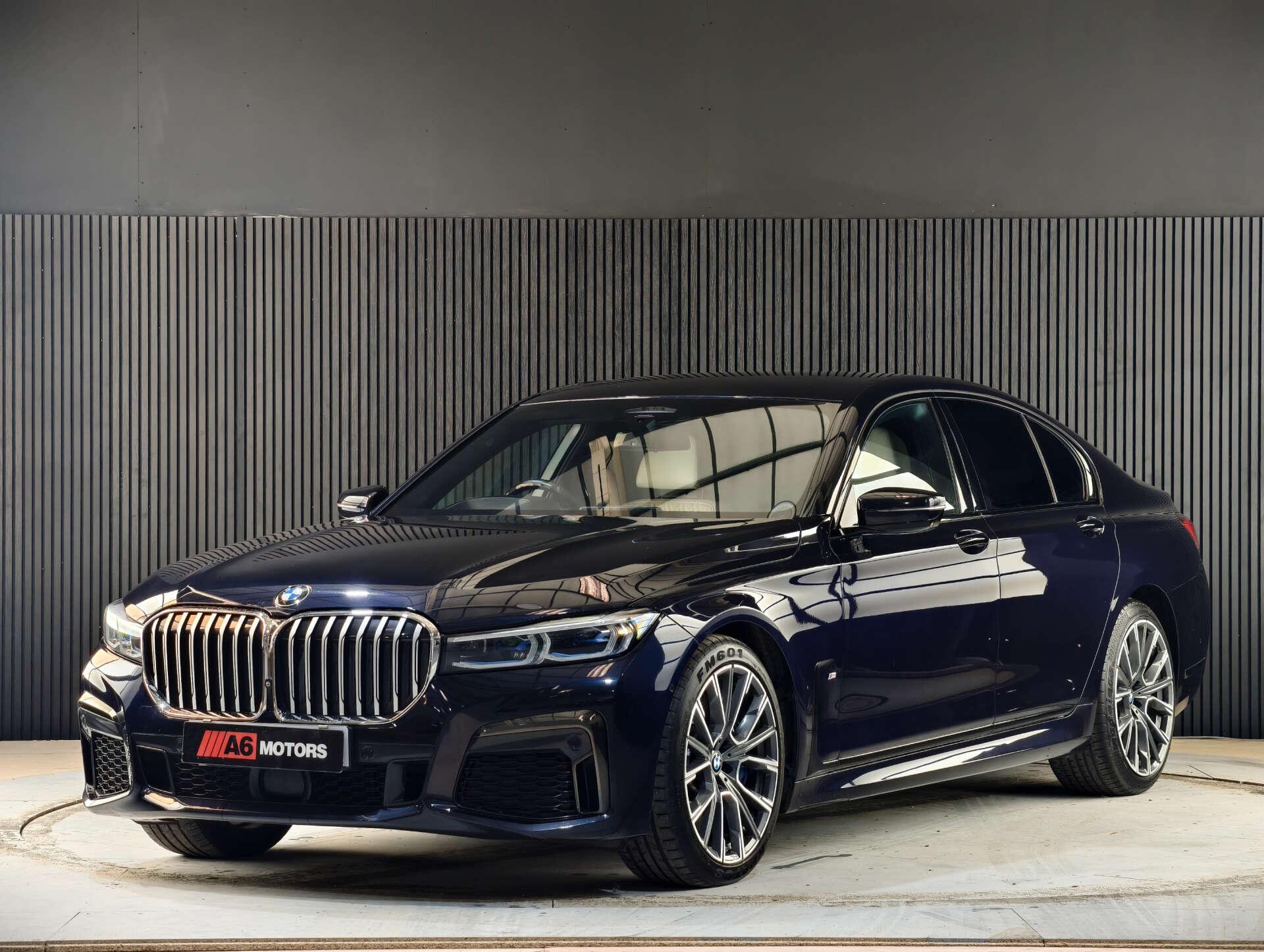 BMW 7 Series view 6
