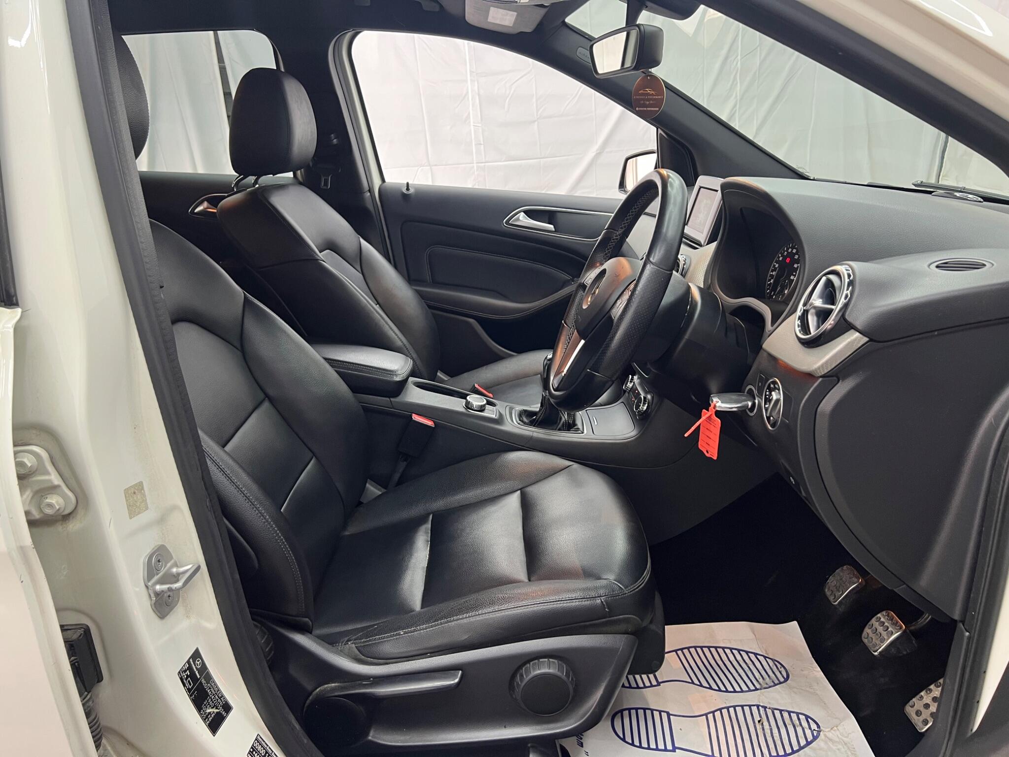 Mercedes-Benz B Class view 21