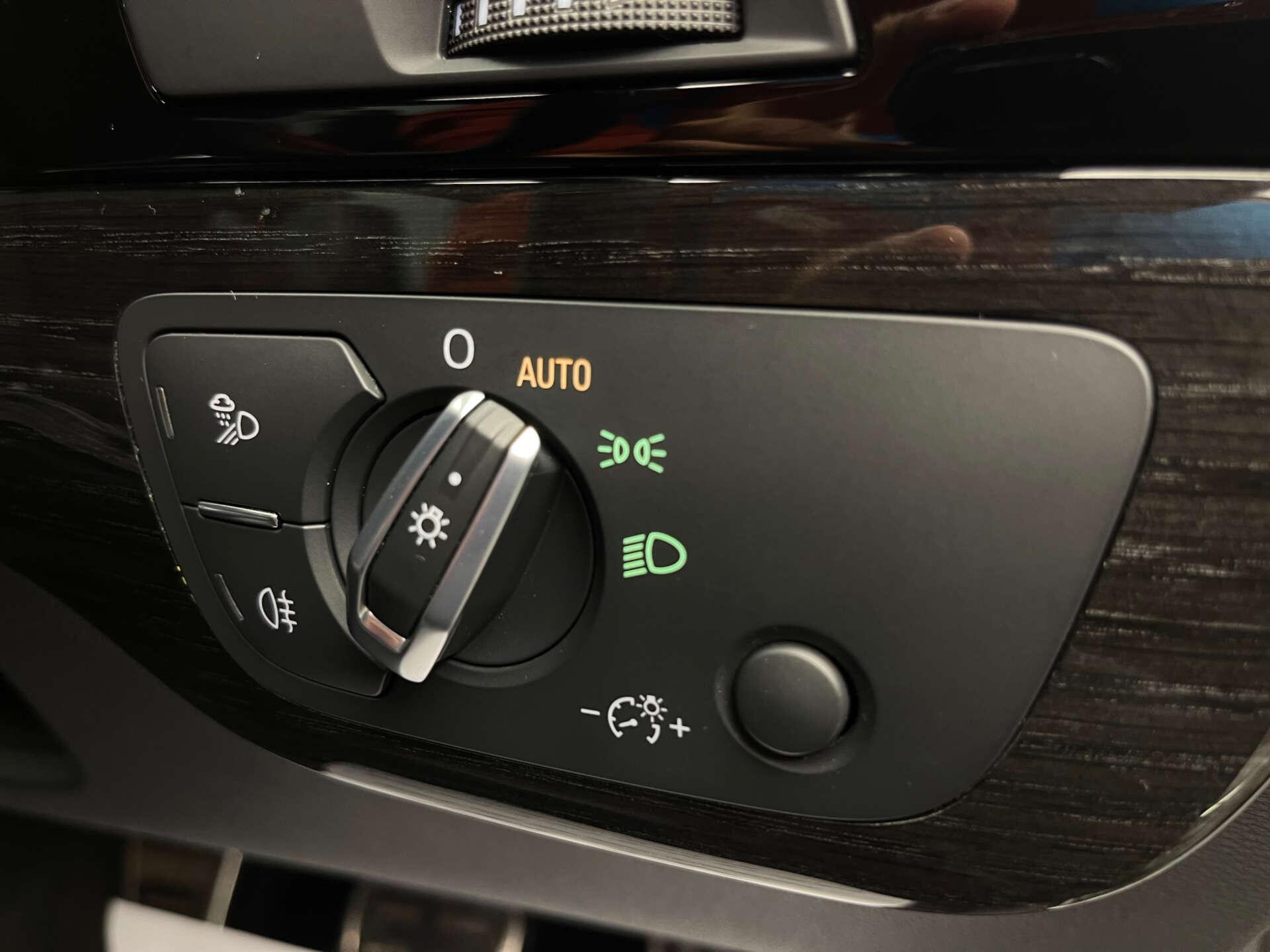 Audi Q7 view 25