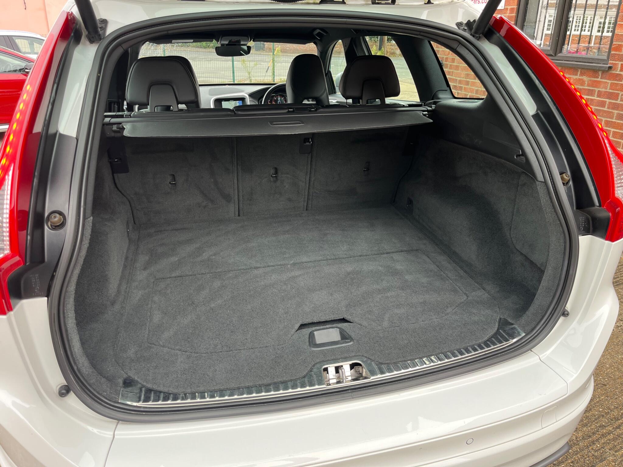 Volvo XC60 view 50