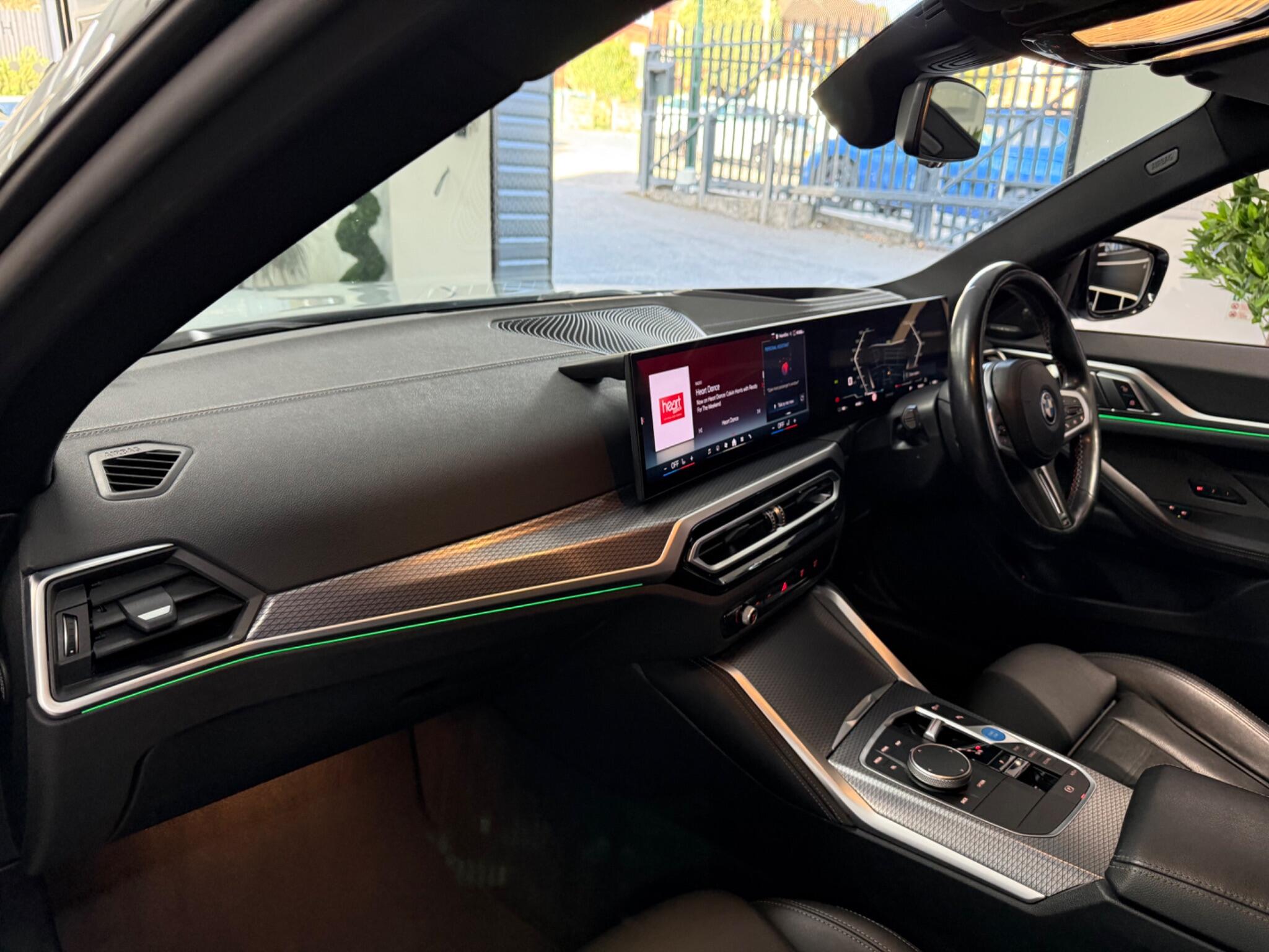 BMW i4 view 40