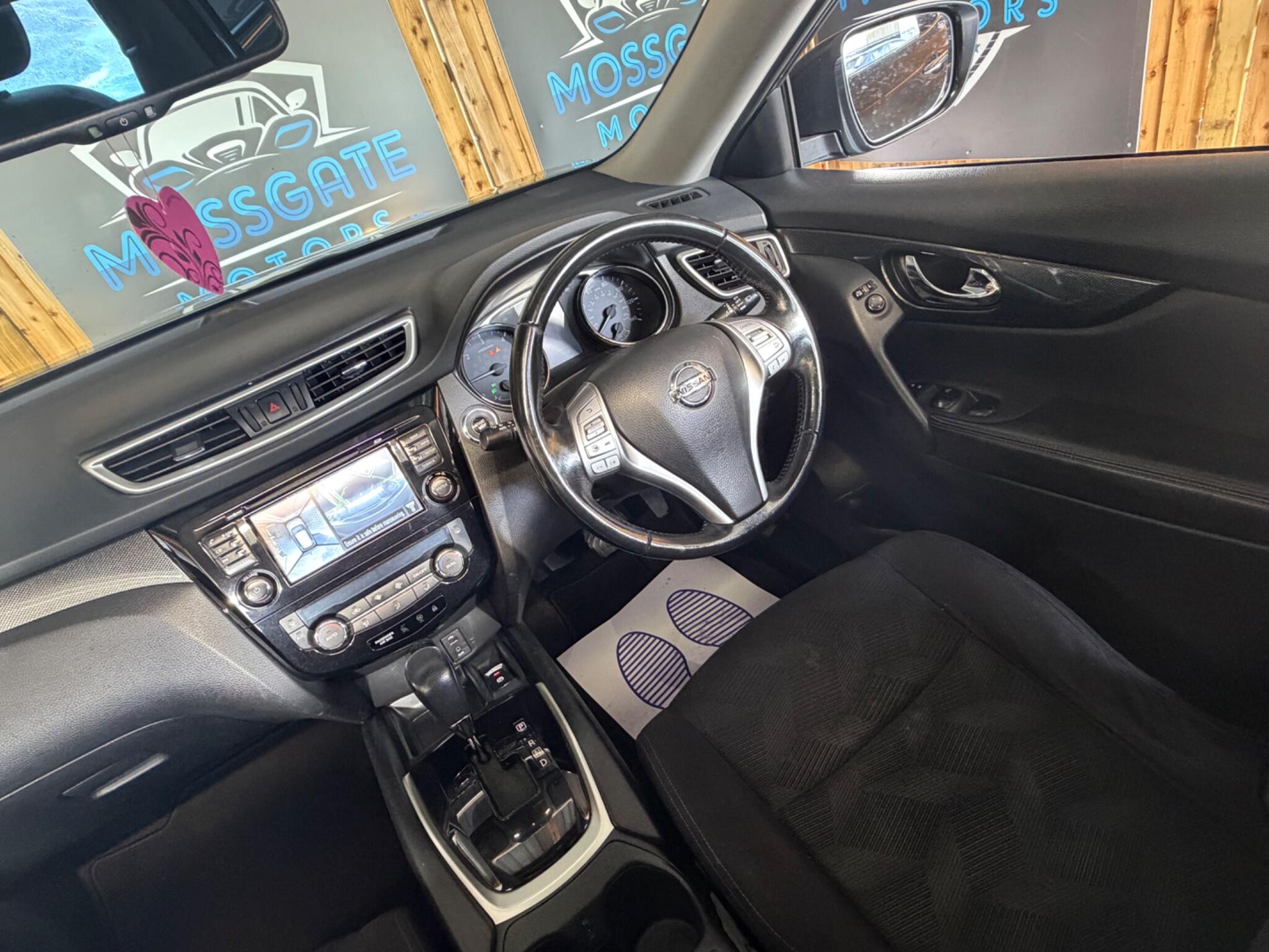 Nissan X-Trail view 14