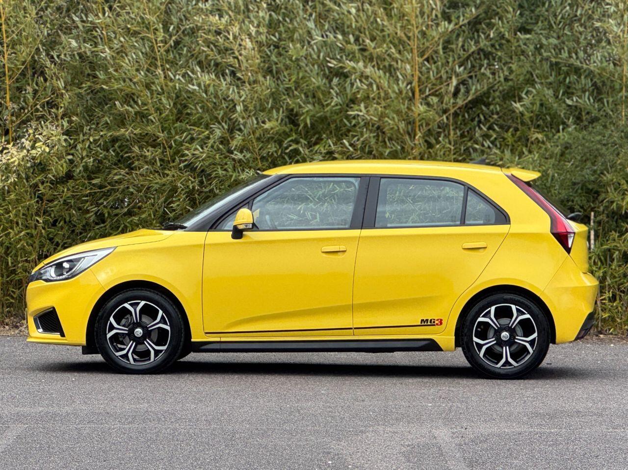MG MG3 view 4