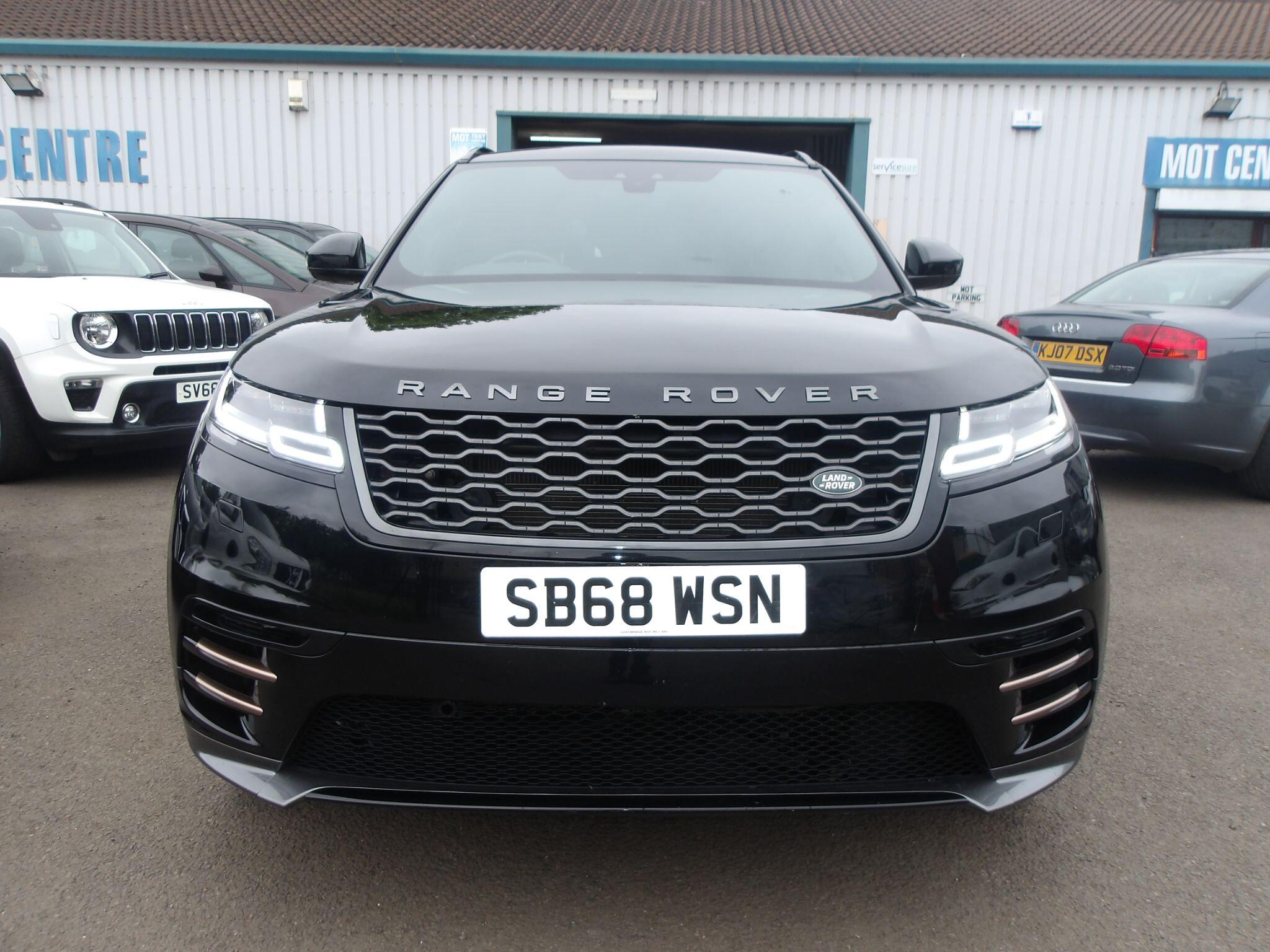 Land Rover Range Rover Velar view 2