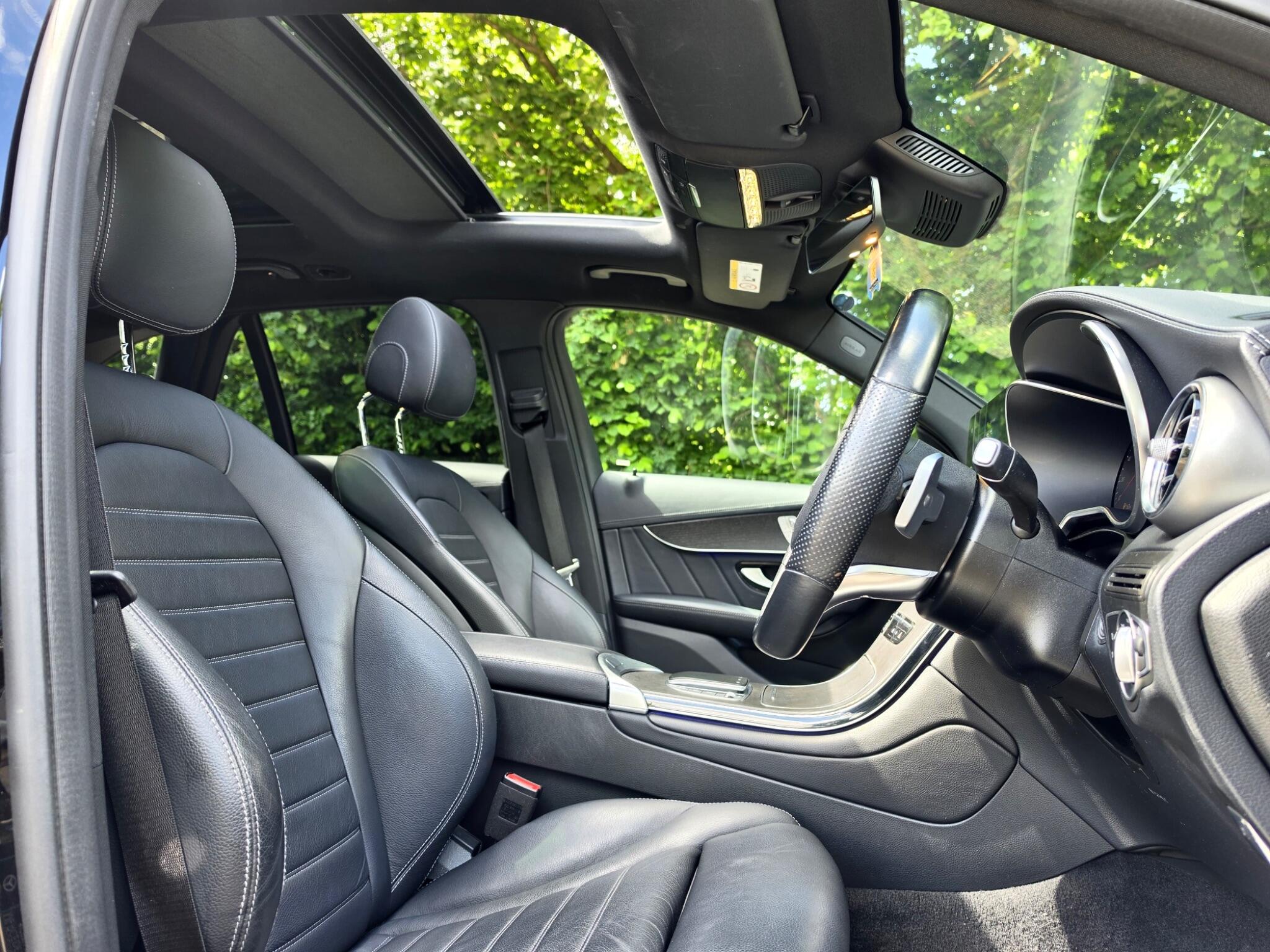 Mercedes-Benz GLC view 2