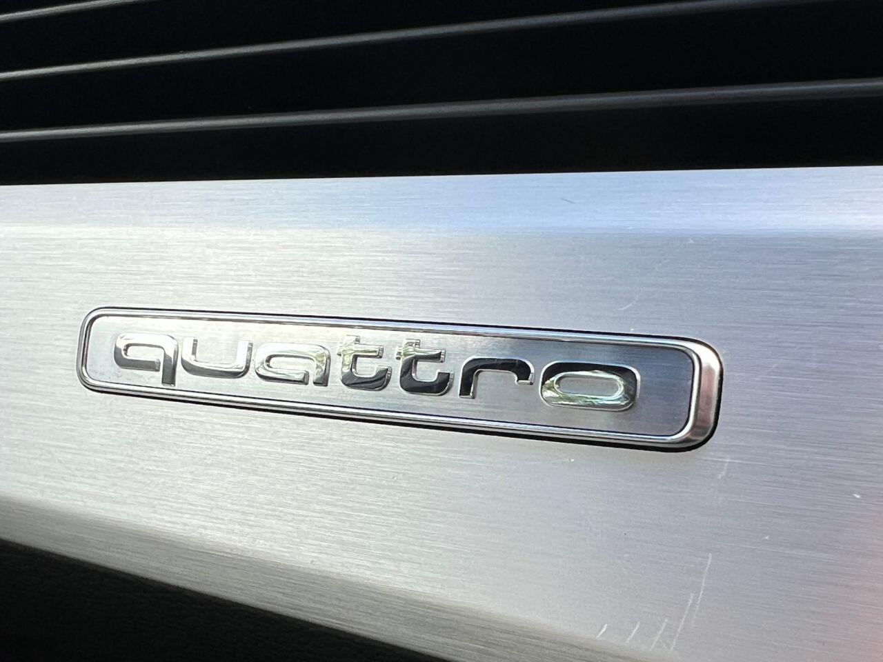 Audi A4 view 24