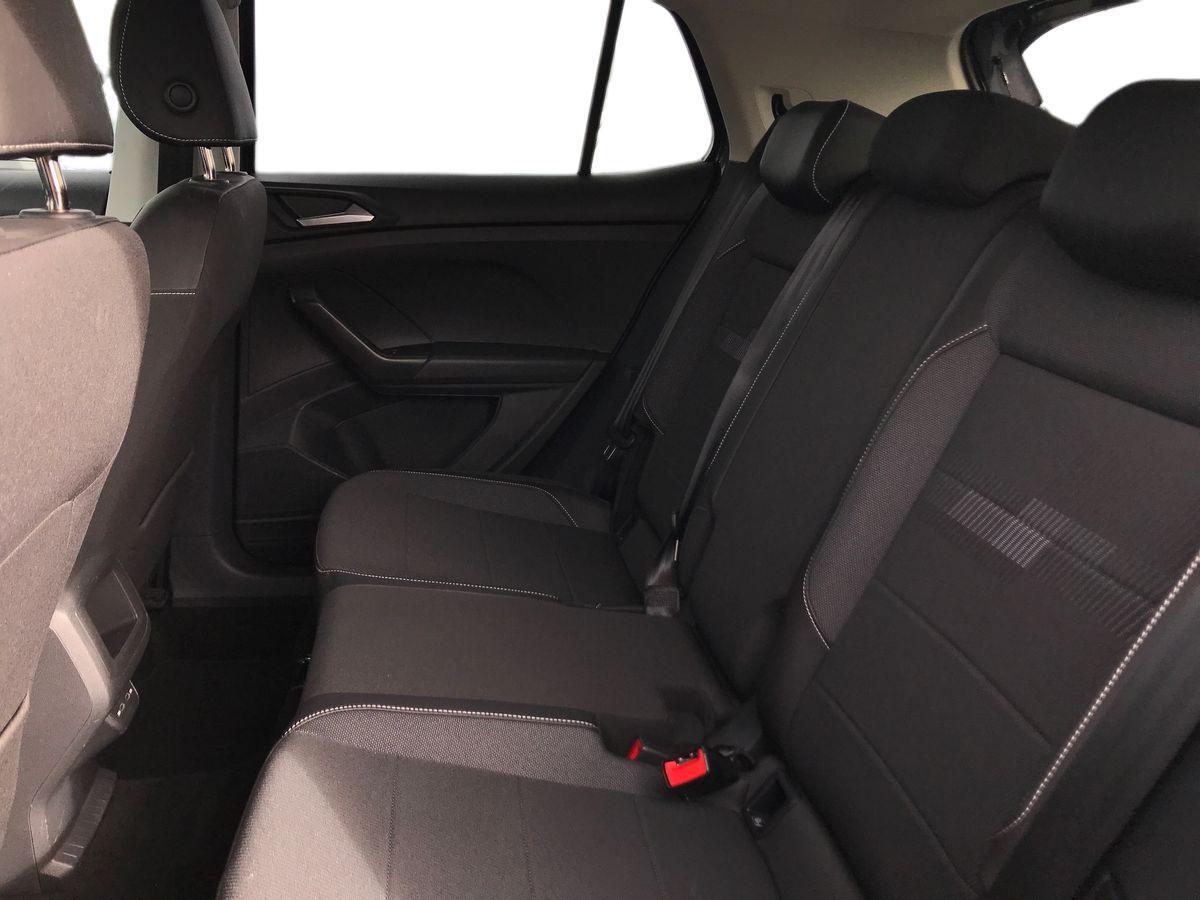 Volkswagen T-Cross view 7