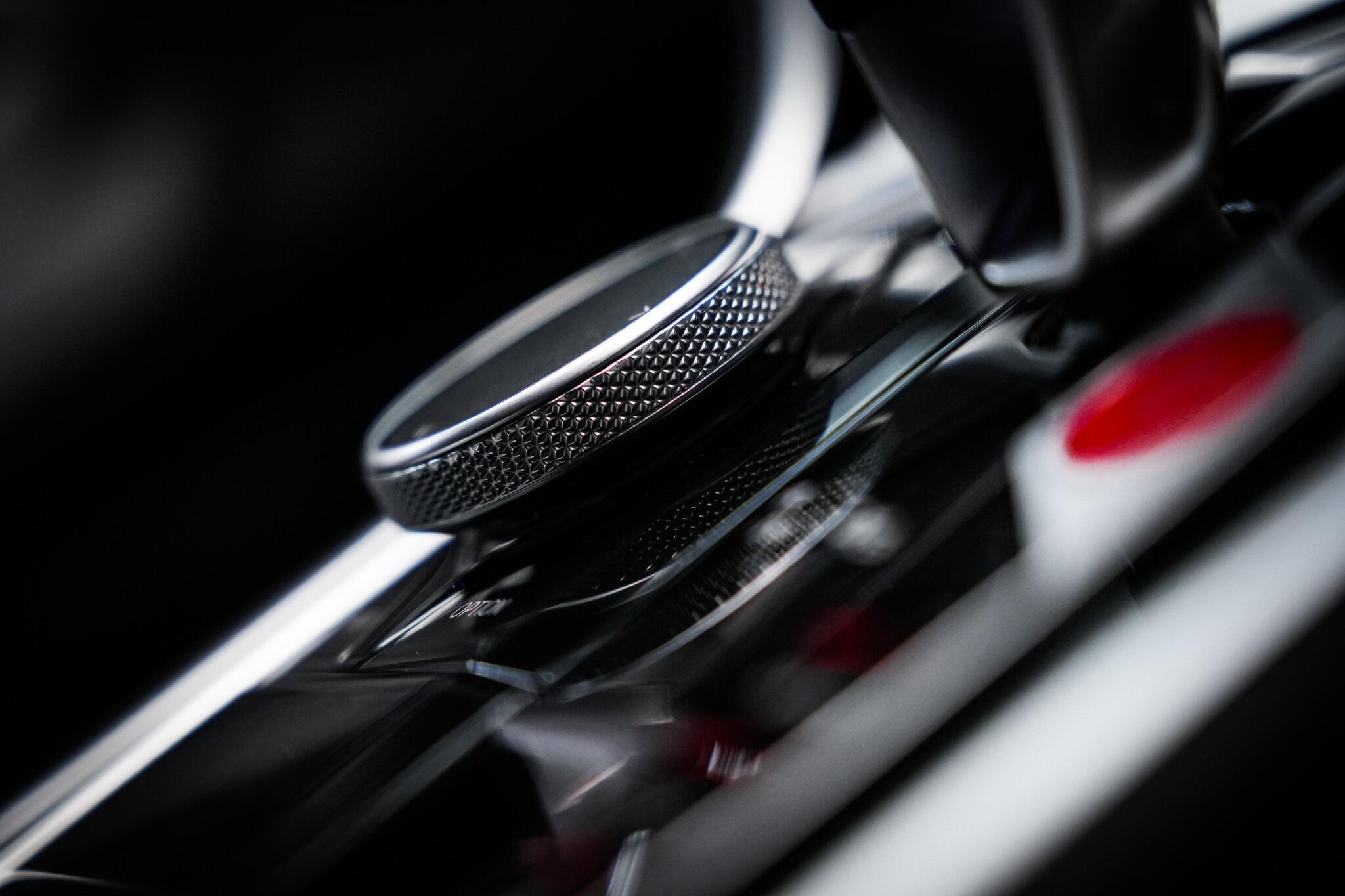 BMW M8 view 43