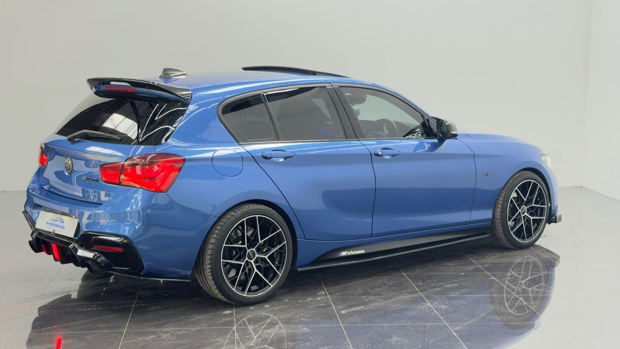 BMW 1 Series view 47