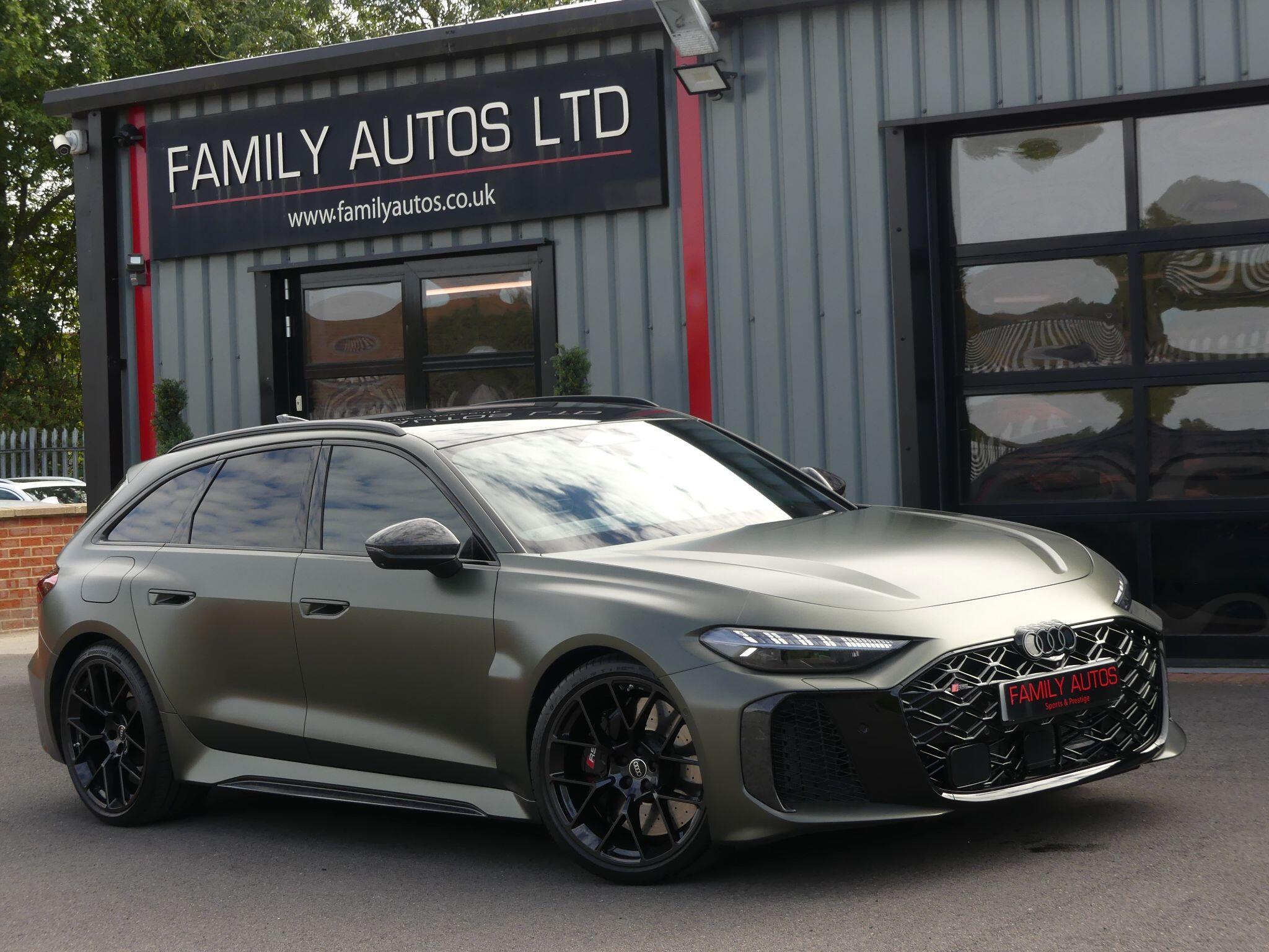 Audi RS5 view 4