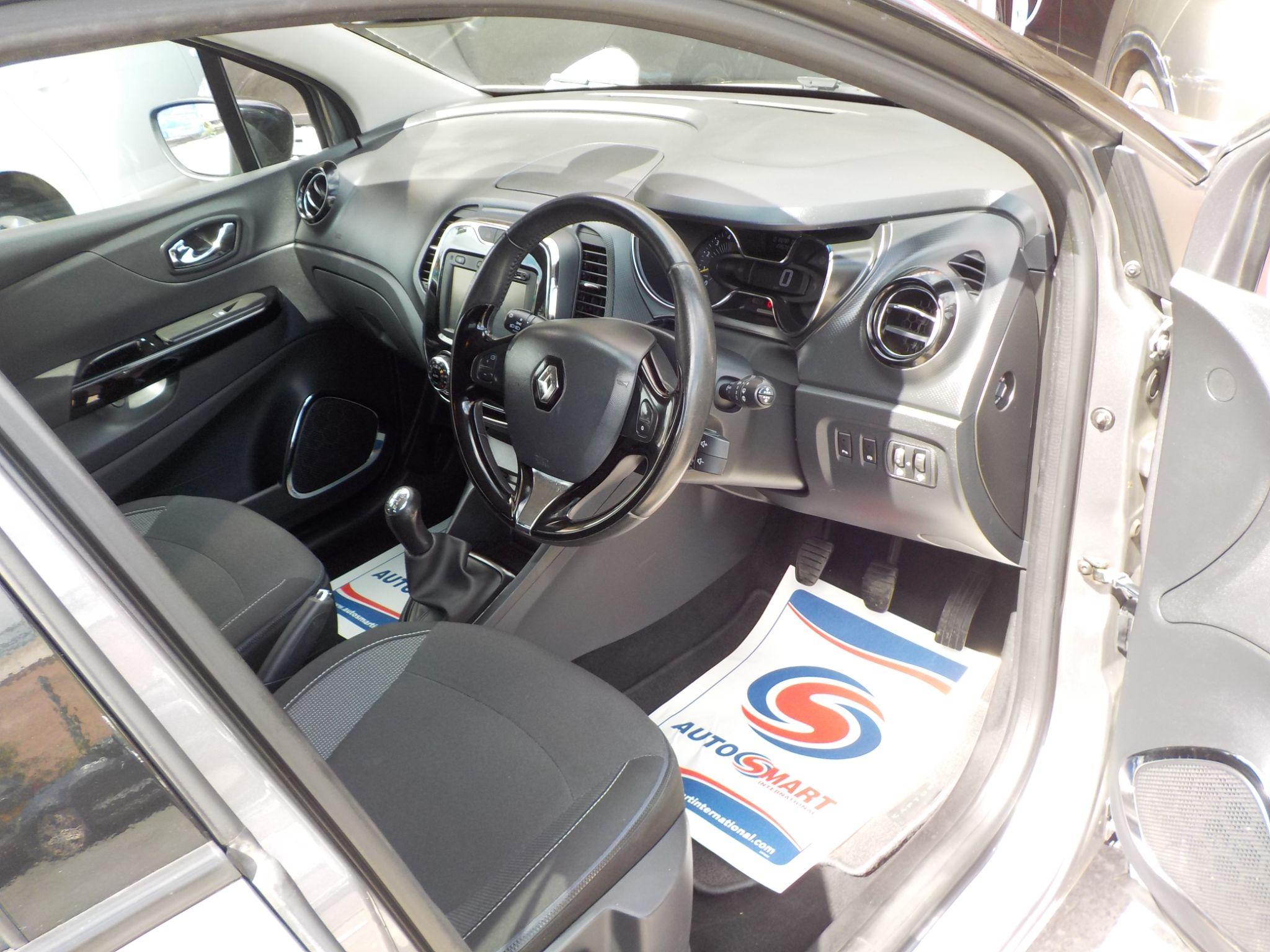 Renault Captur 1.5 dCi ENERGY Dynamique S MediaNav Euro 5 (s/s) 5dr