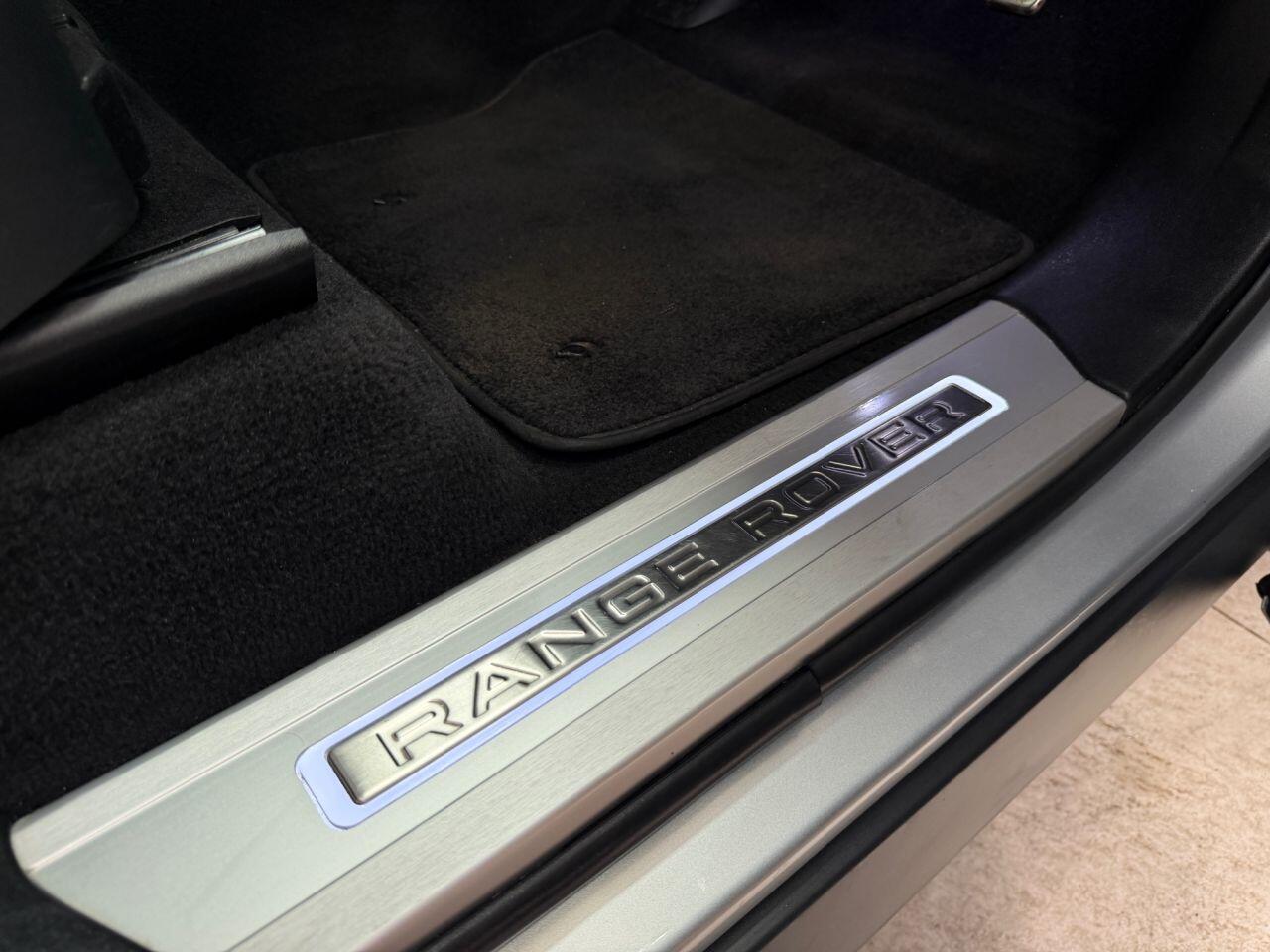 Land Rover Range Rover Sport view 32
