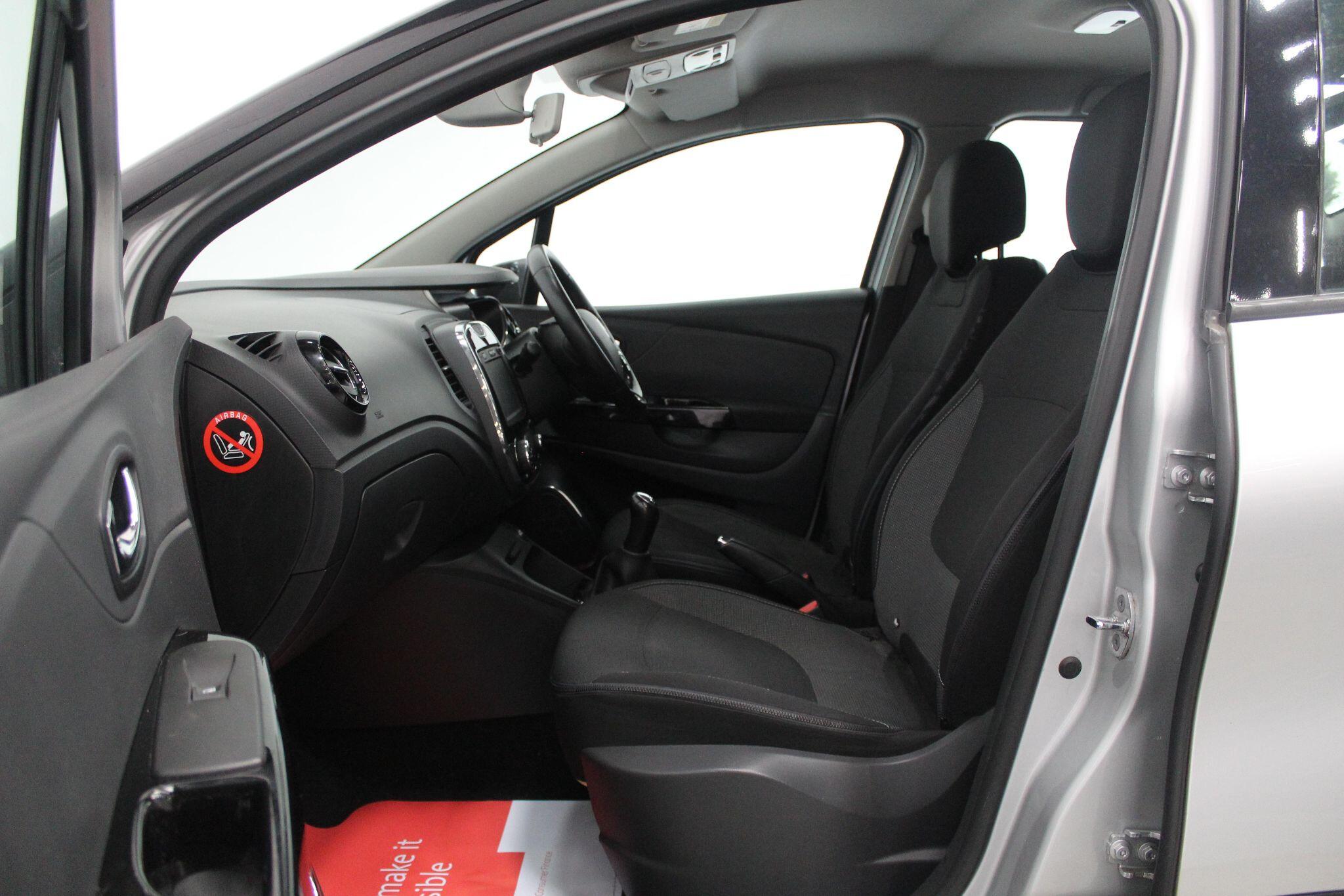 Renault Captur view 49