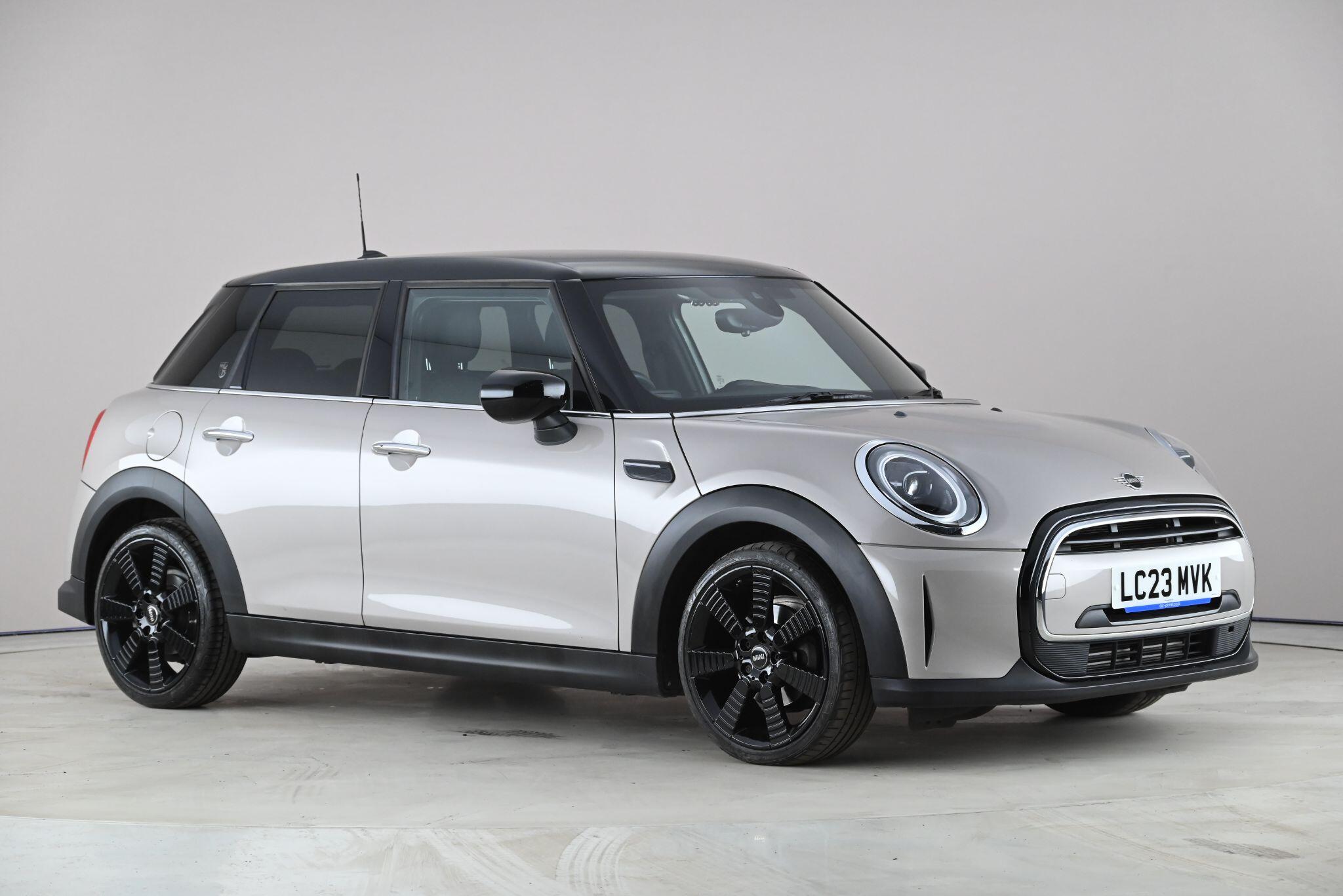 2023 MINI Mini 1.5 Cooper Exclusive (Premium Auto) Hatchback 5d Auto
