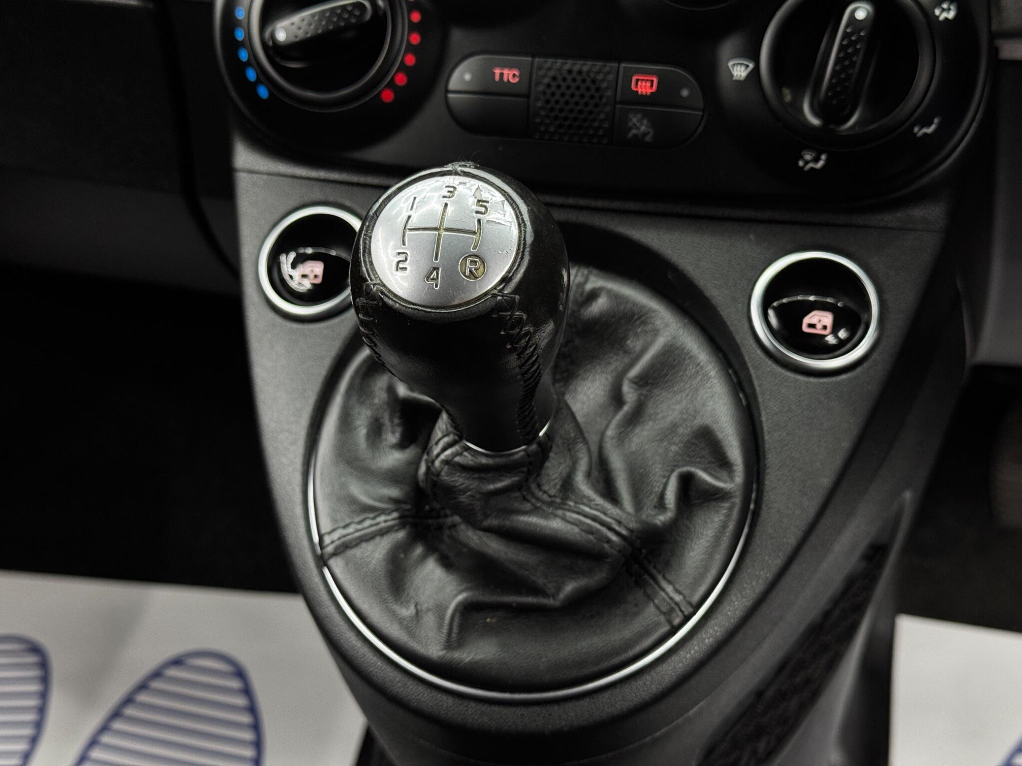Abarth 595 view 25