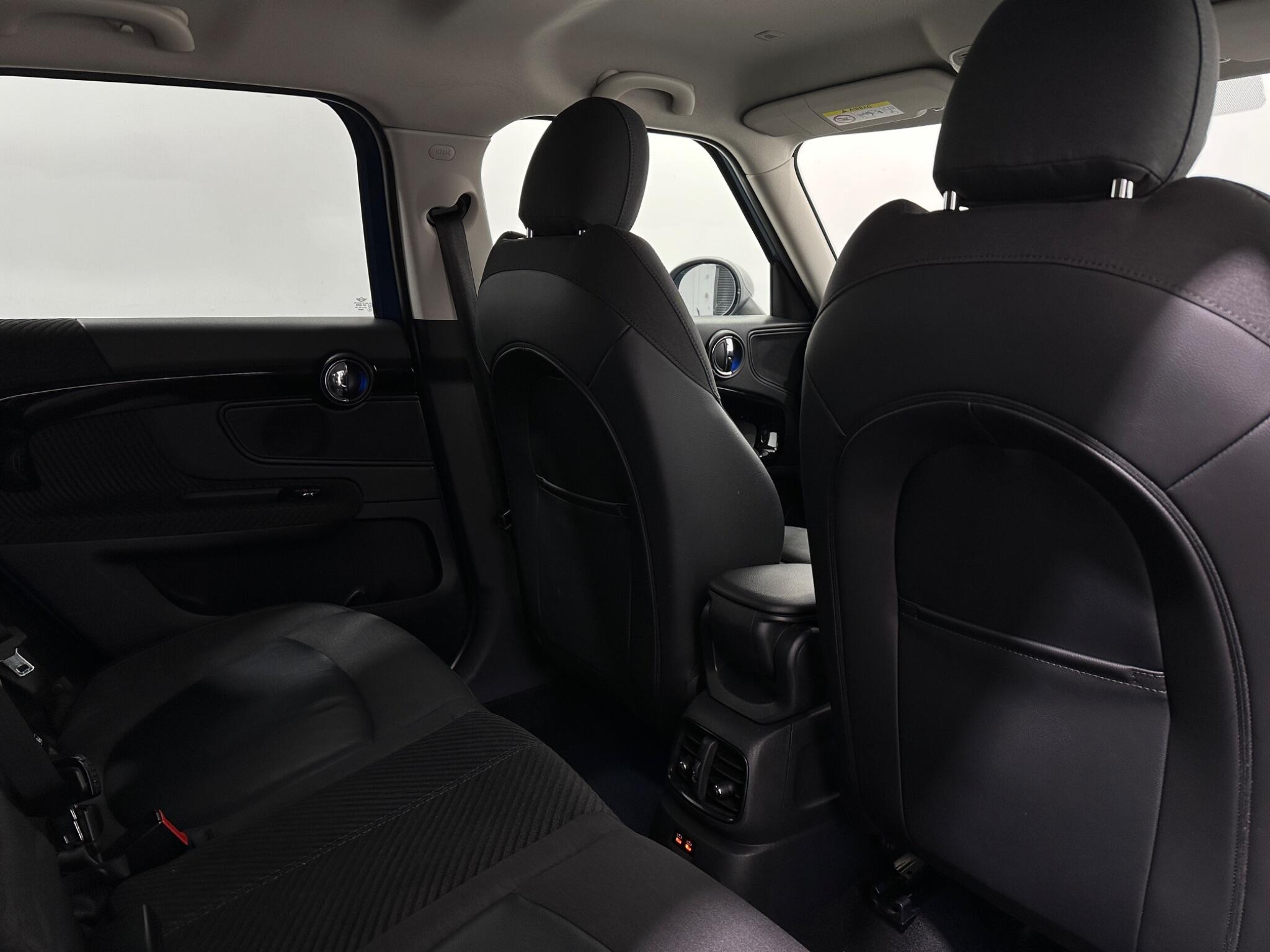 Mini Countryman view 42
