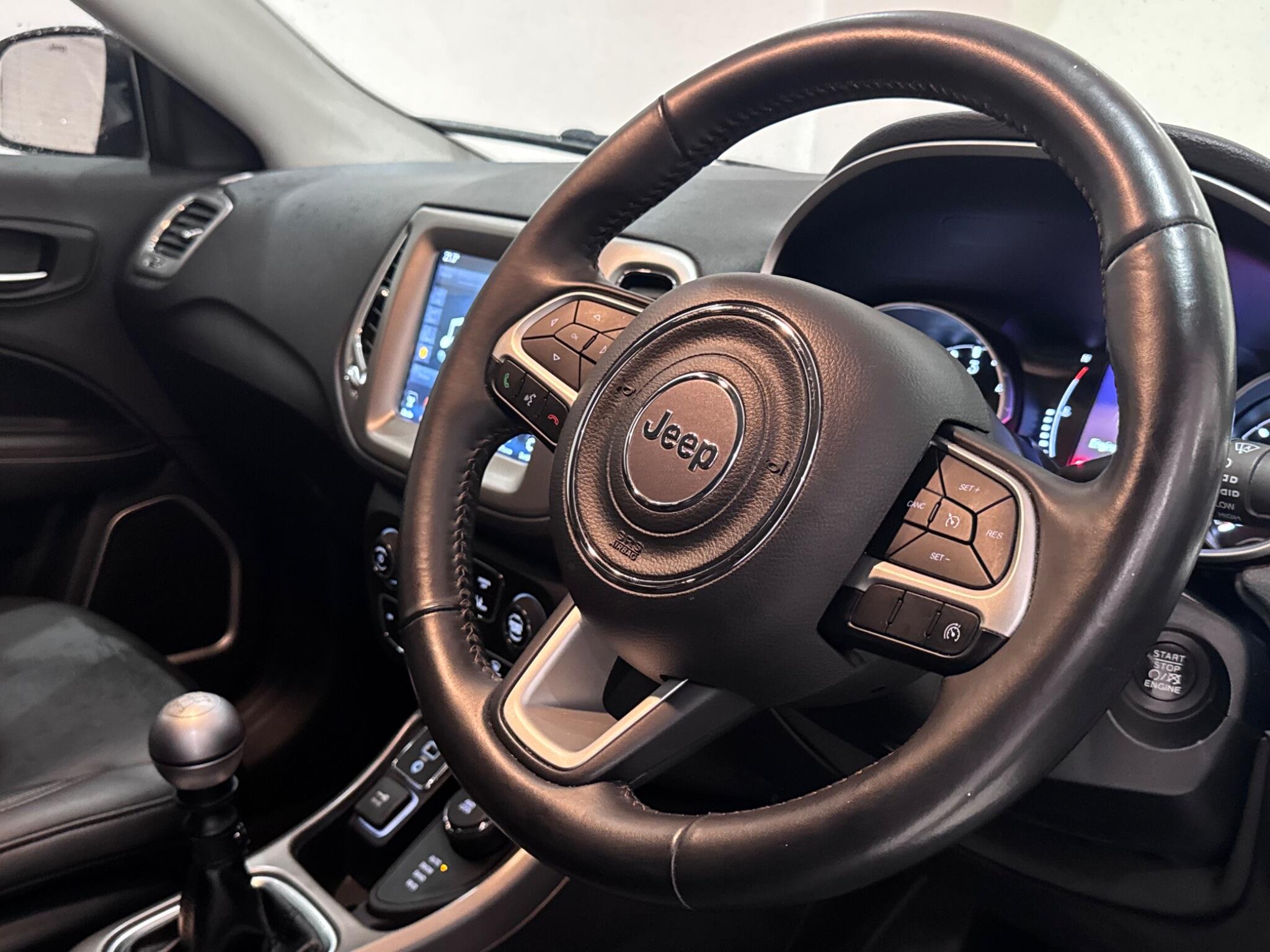 Jeep Compass view 11