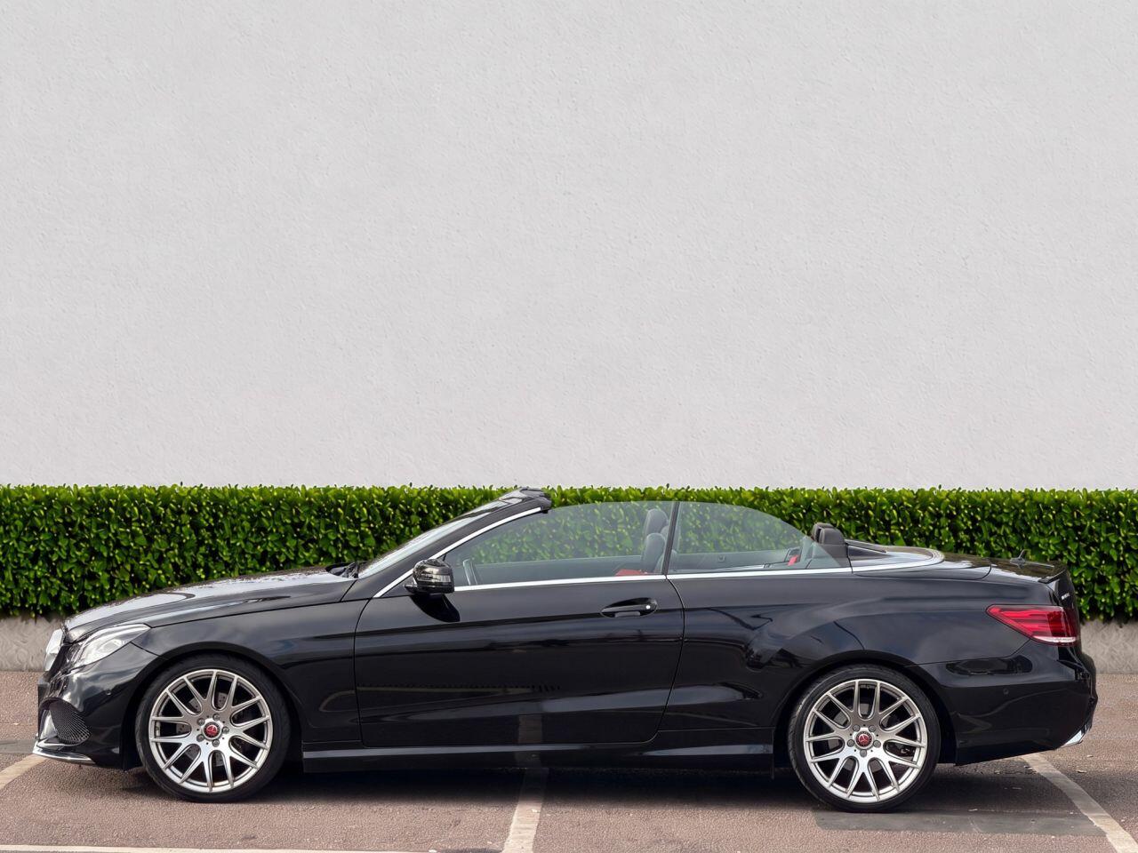 Mercedes-Benz E-Class view 4