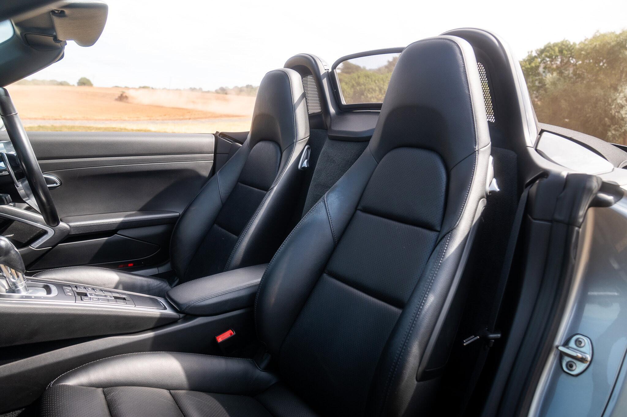 Porsche 718 Boxster view 38