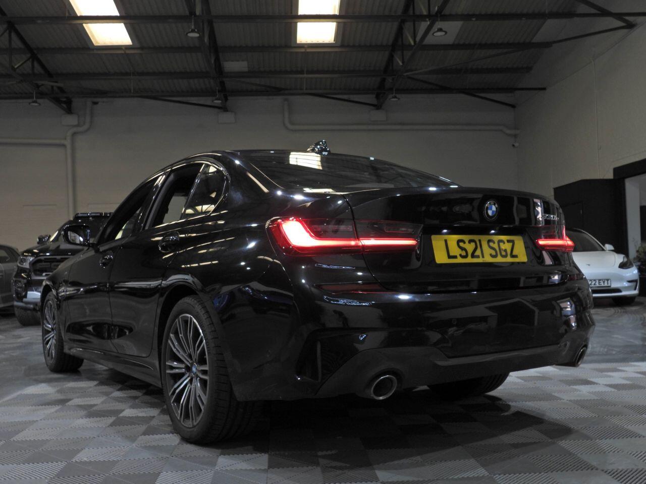 BMW 3 Series view 19