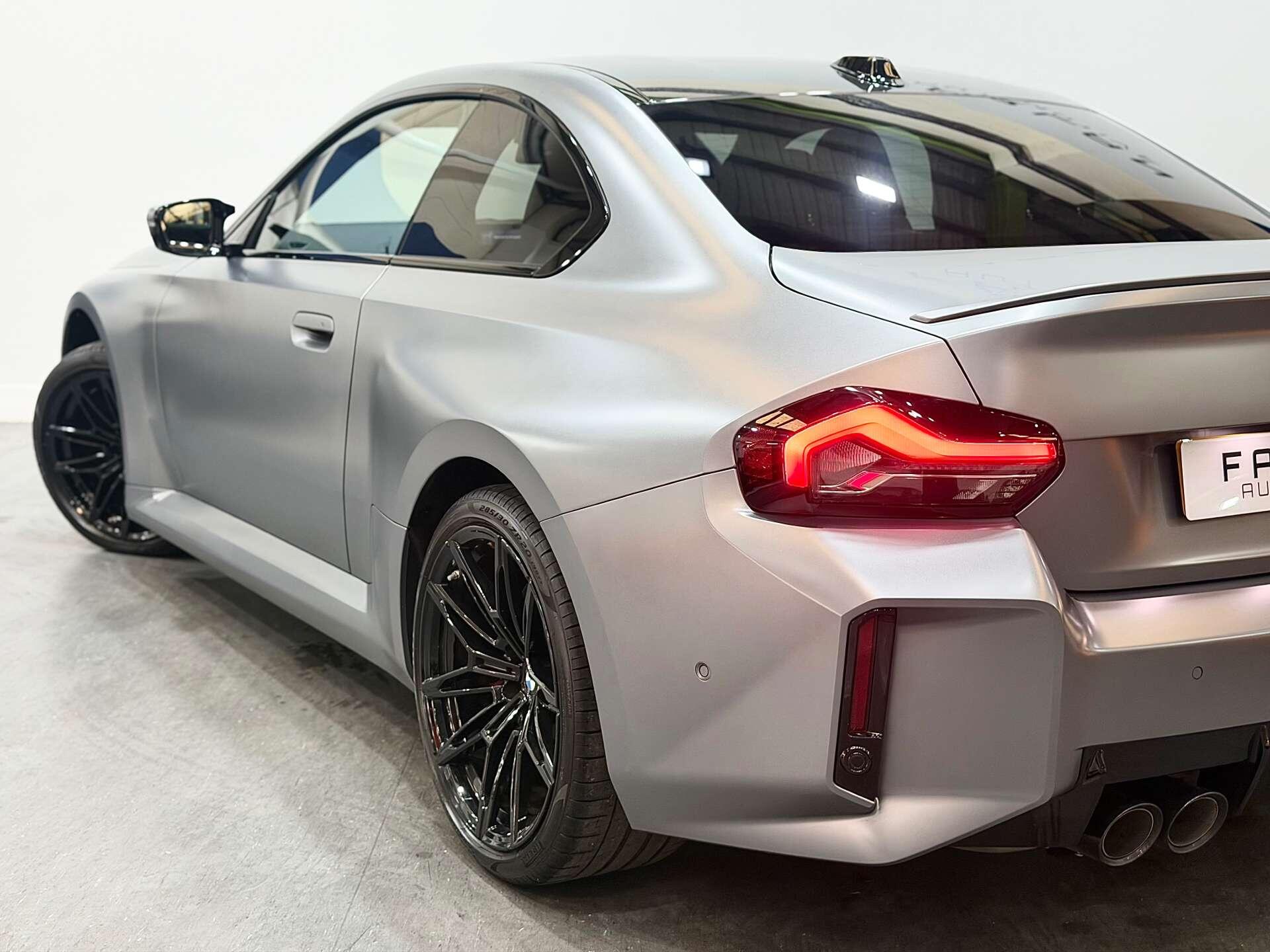 BMW M2 view 24