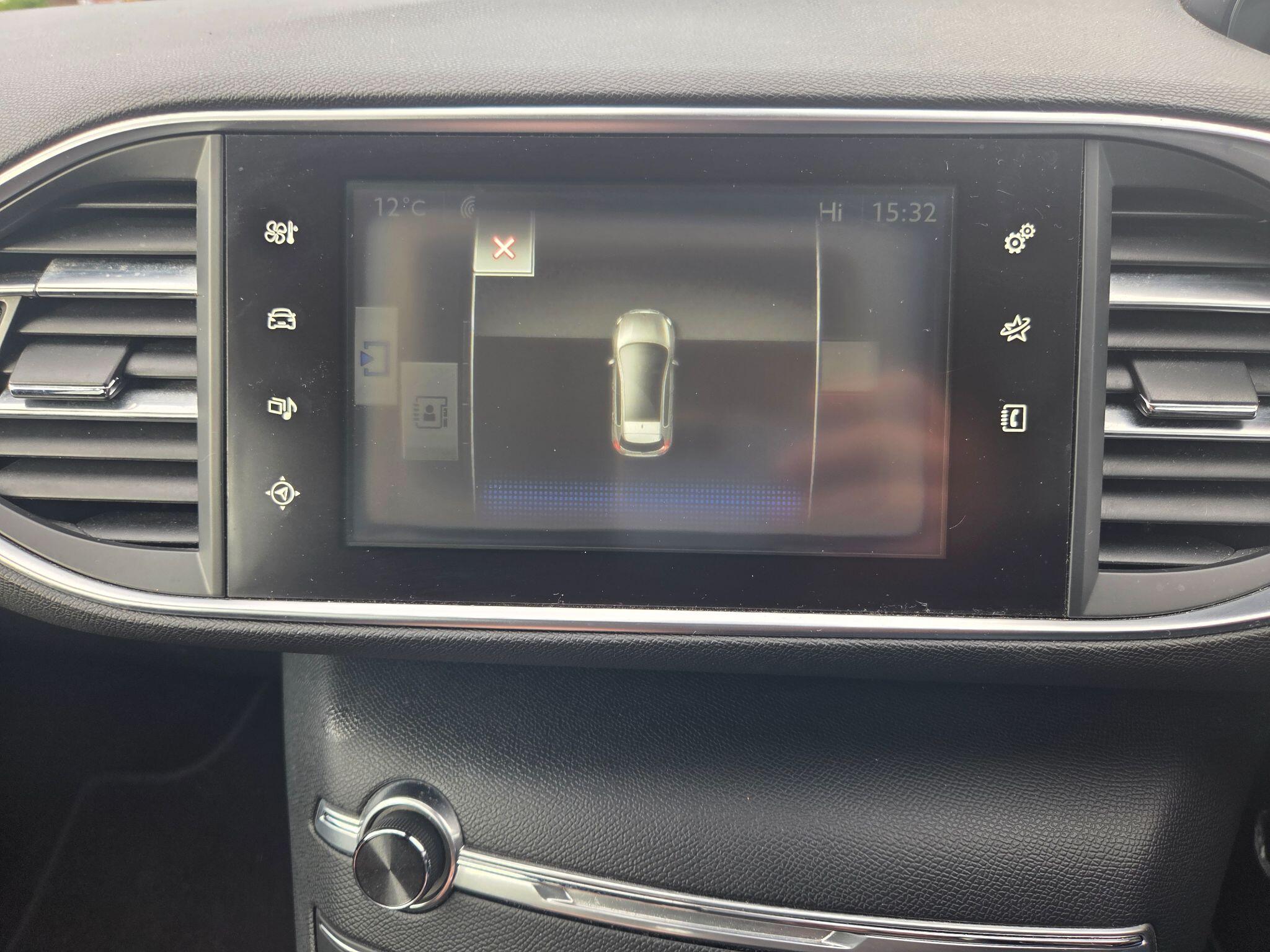 Peugeot 308 view 26