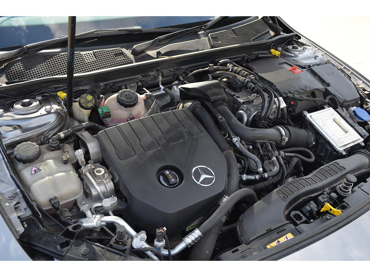 Mercedes-Benz Cla view 47