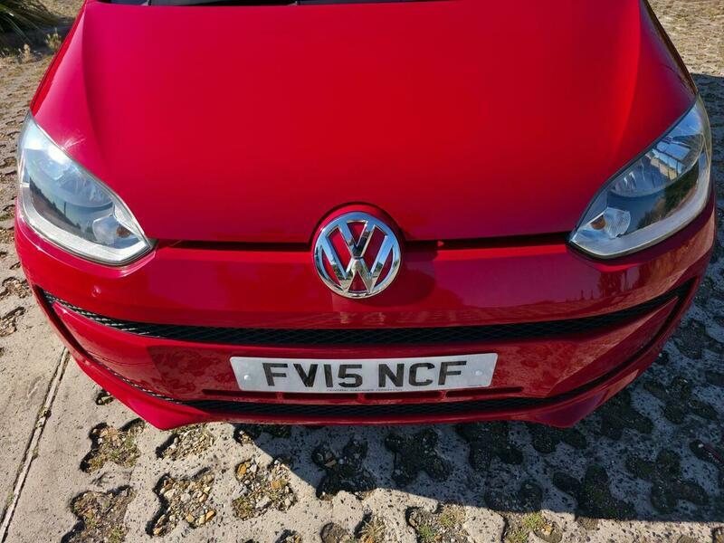 Volkswagen Up! view 8