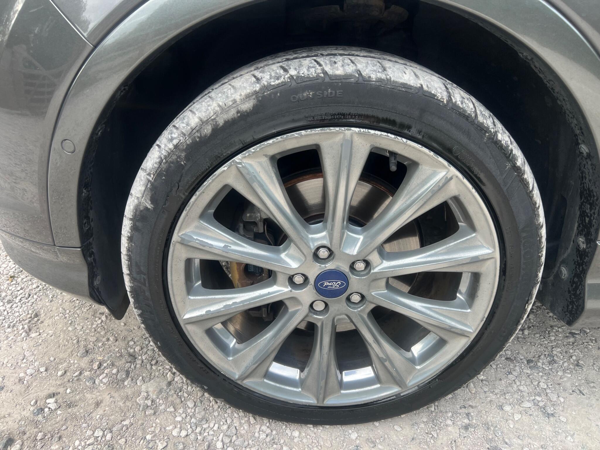 Ford Kuga view 39