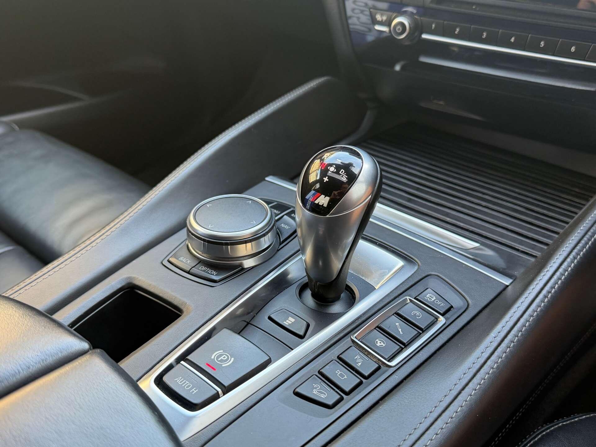 BMW X5 M view 20