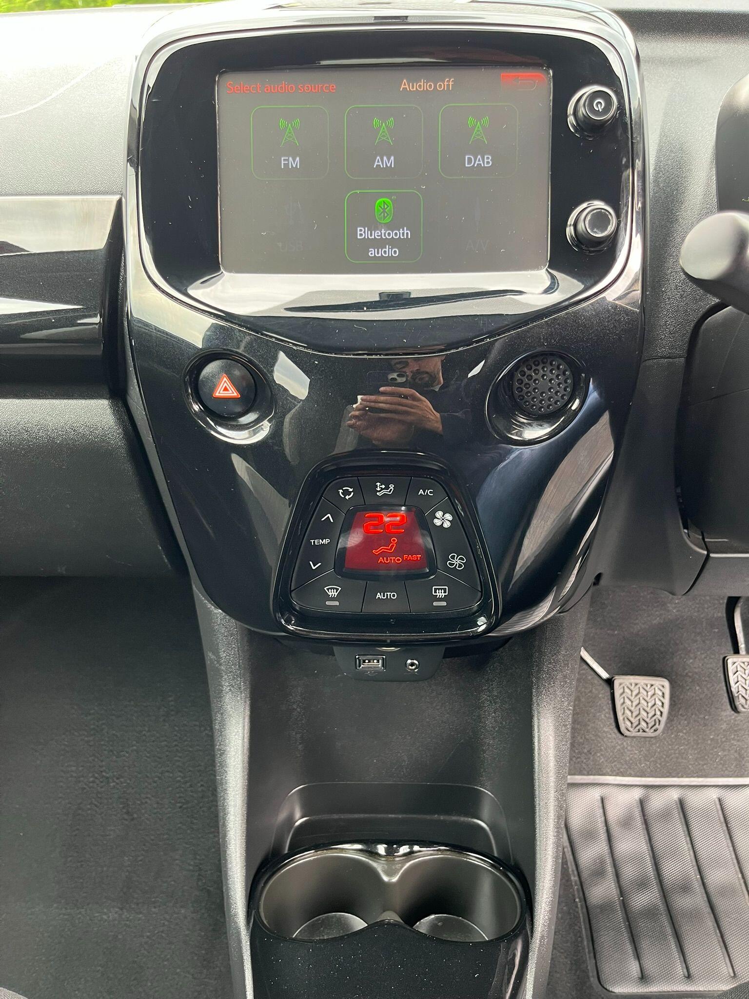Toyota Aygo view 19