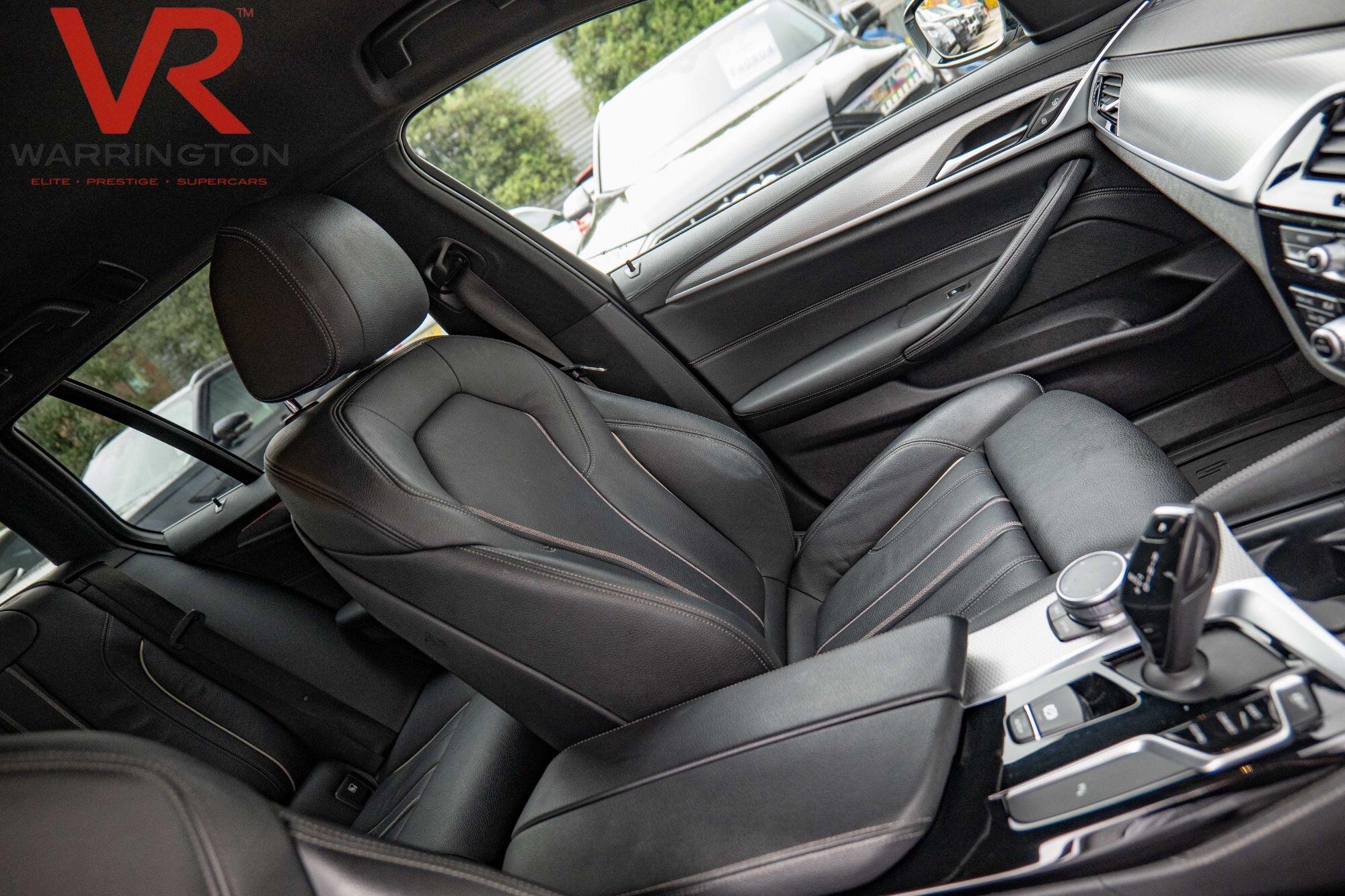 BMW 5 Series view 4