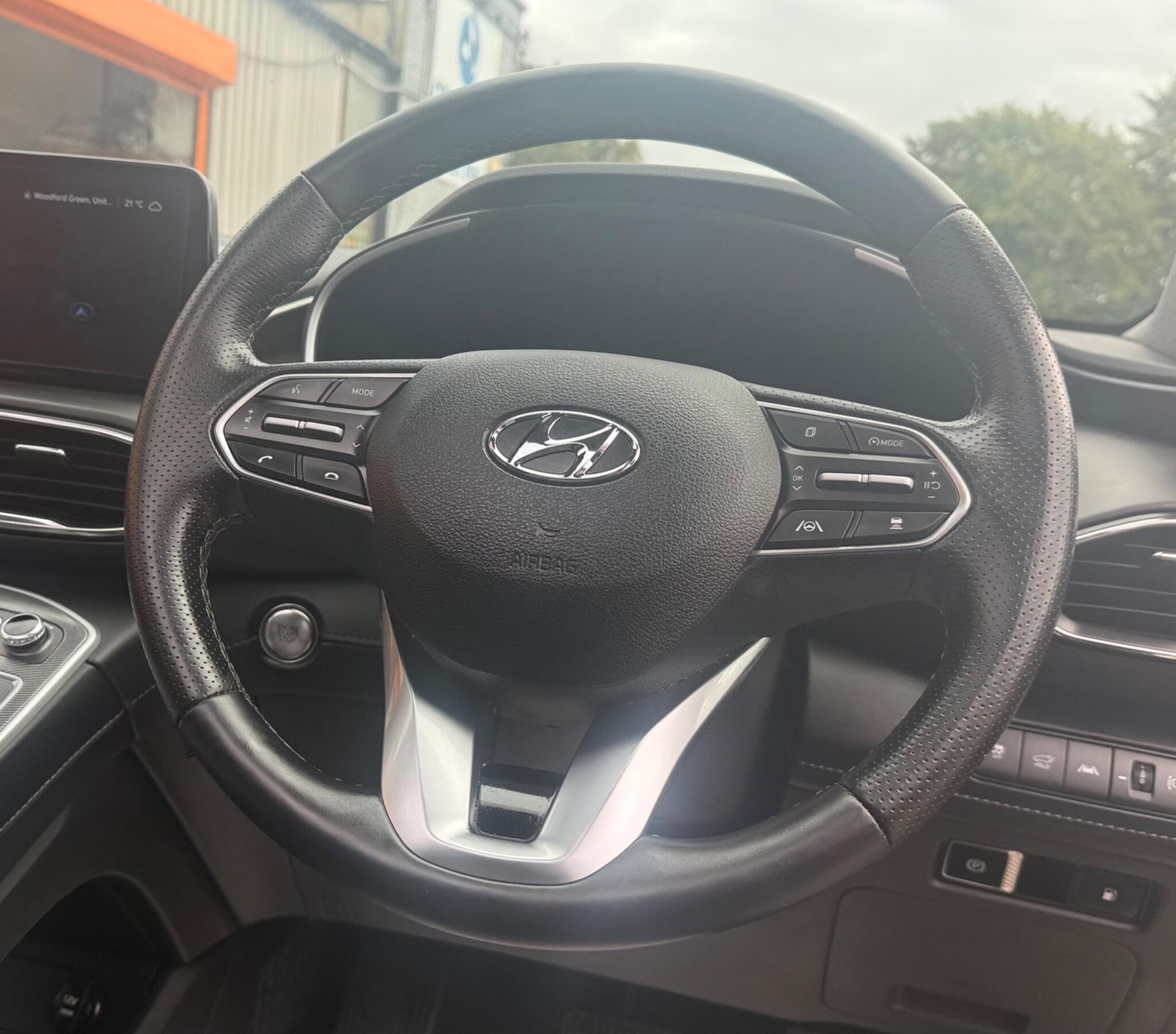 Hyundai Santa FE view 28