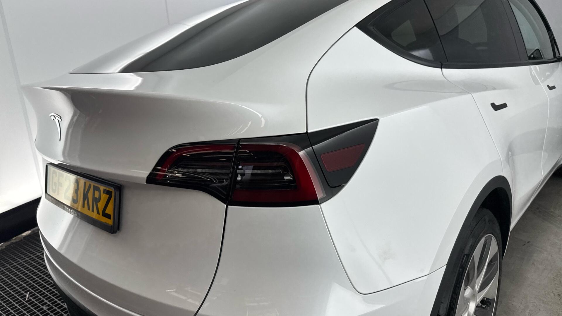 Tesla Model Y view 20