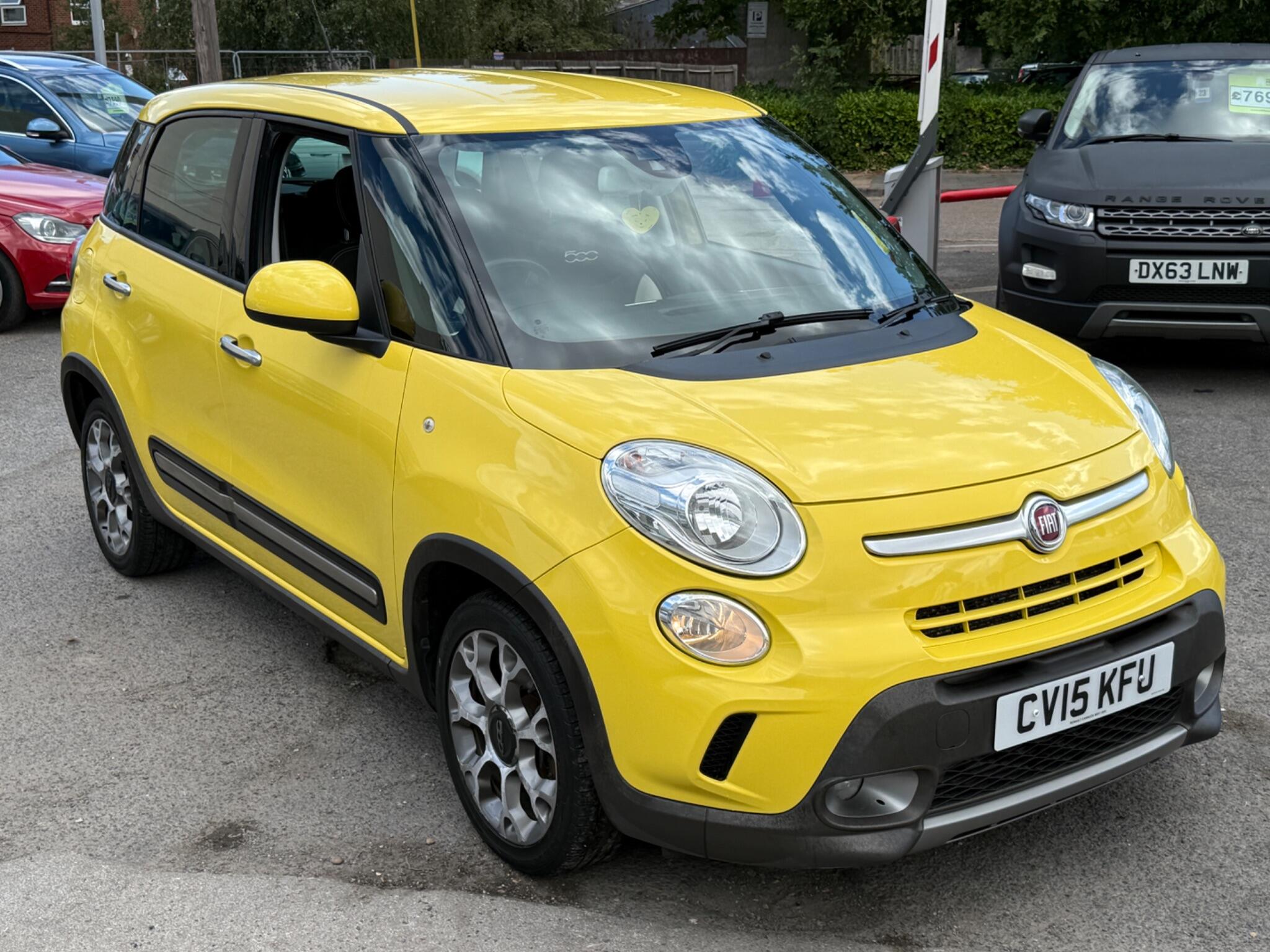 Fiat 500L - Image 5