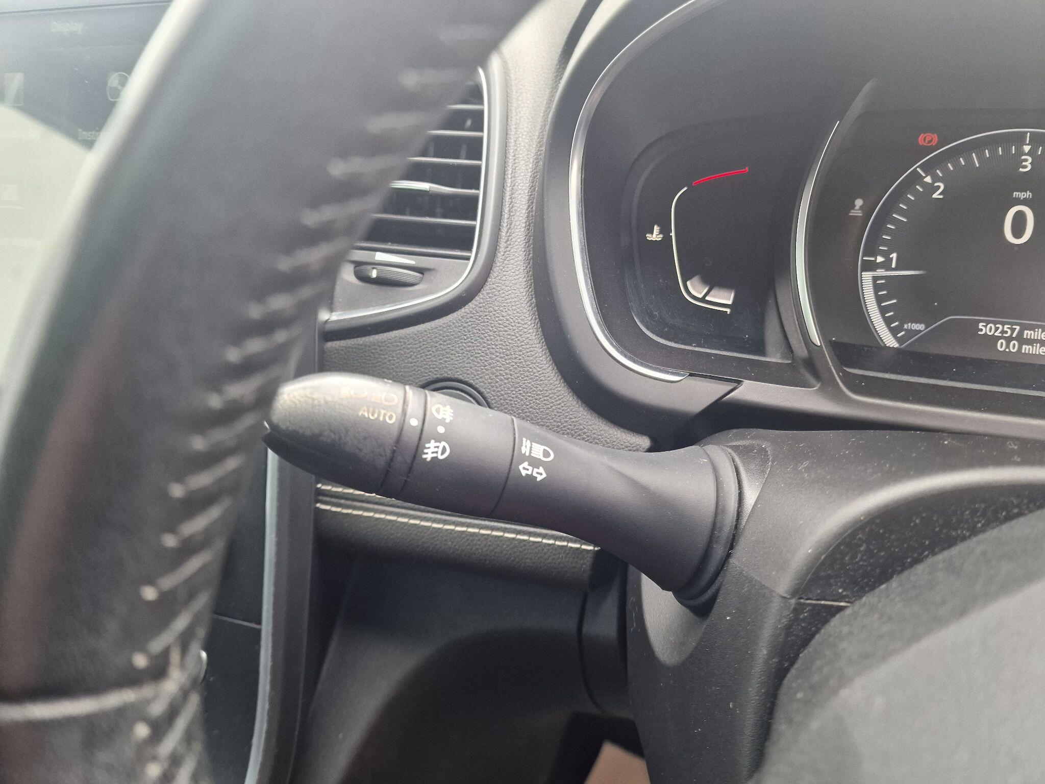 Renault Scenic view 22