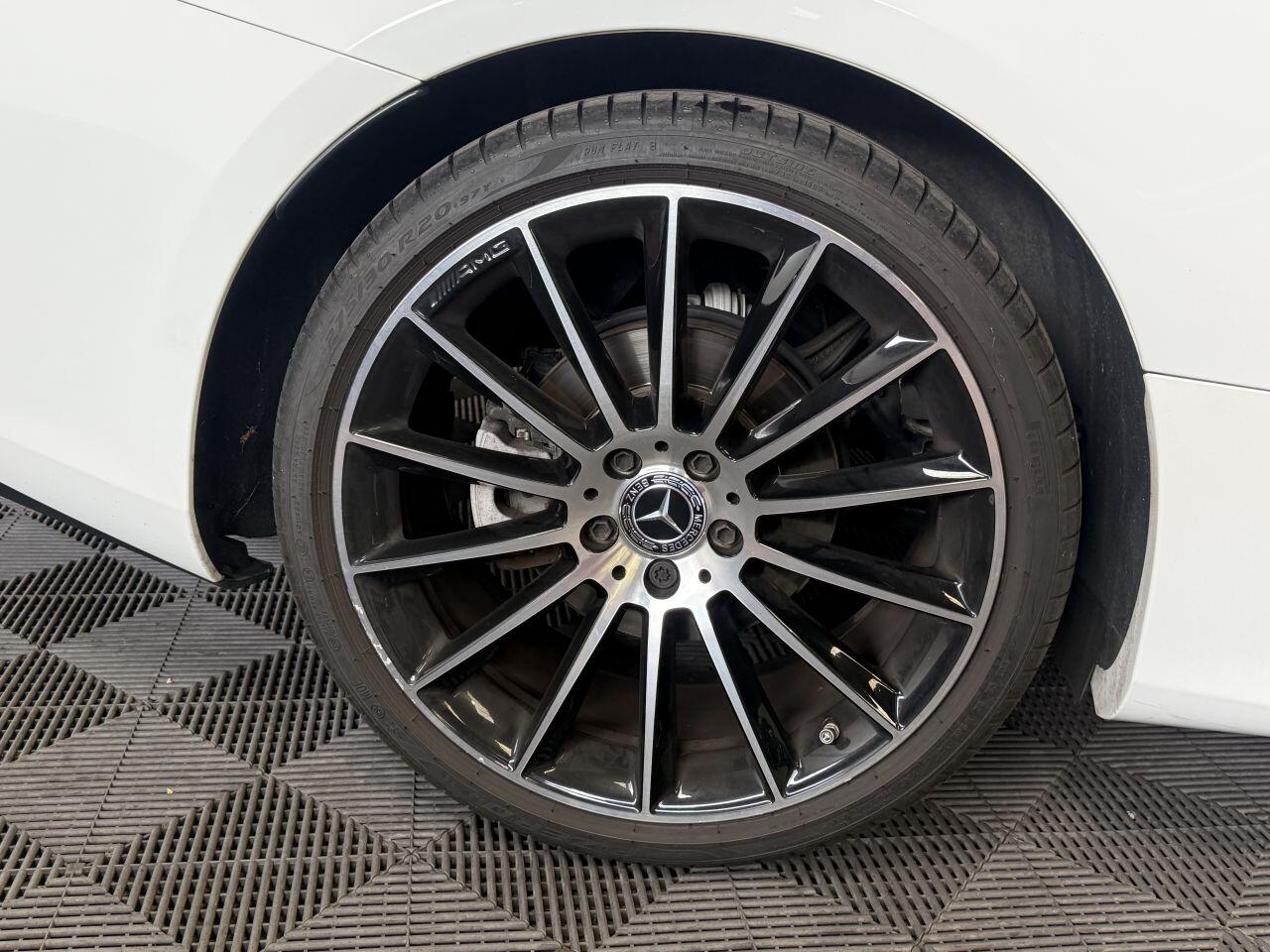 Mercedes-Benz E Class view 20