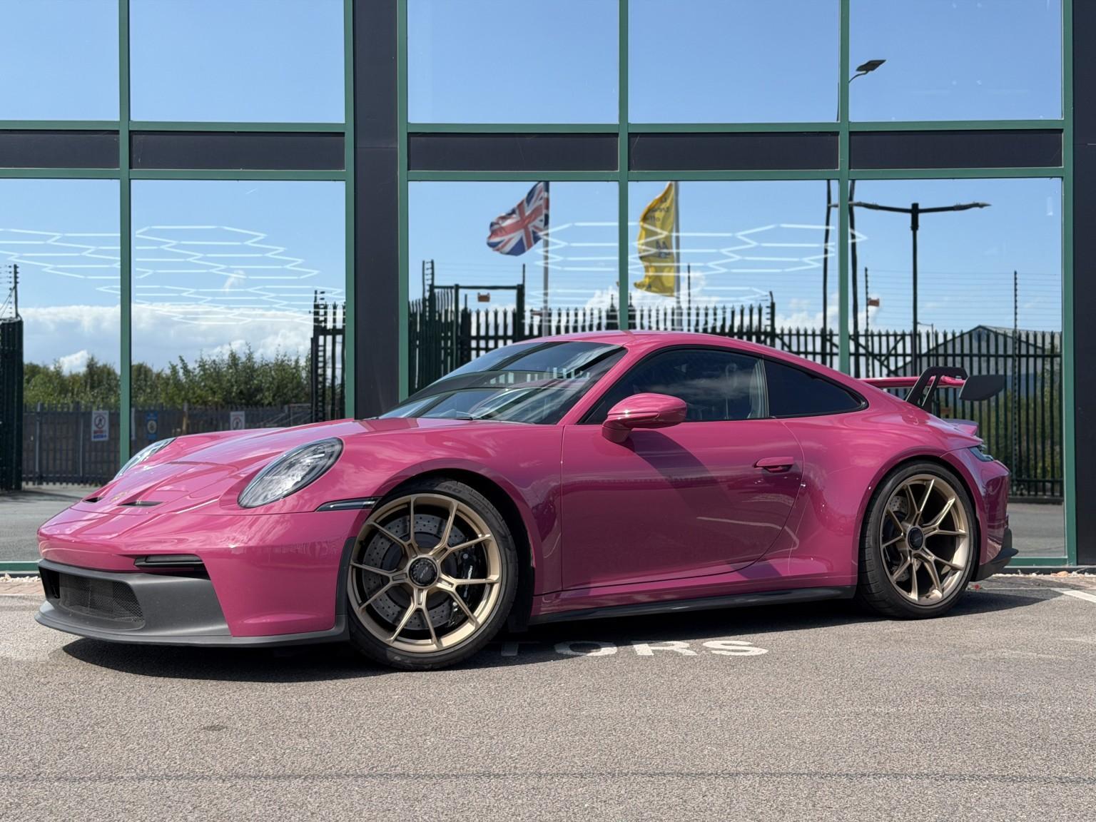 Porsche 911 view 21