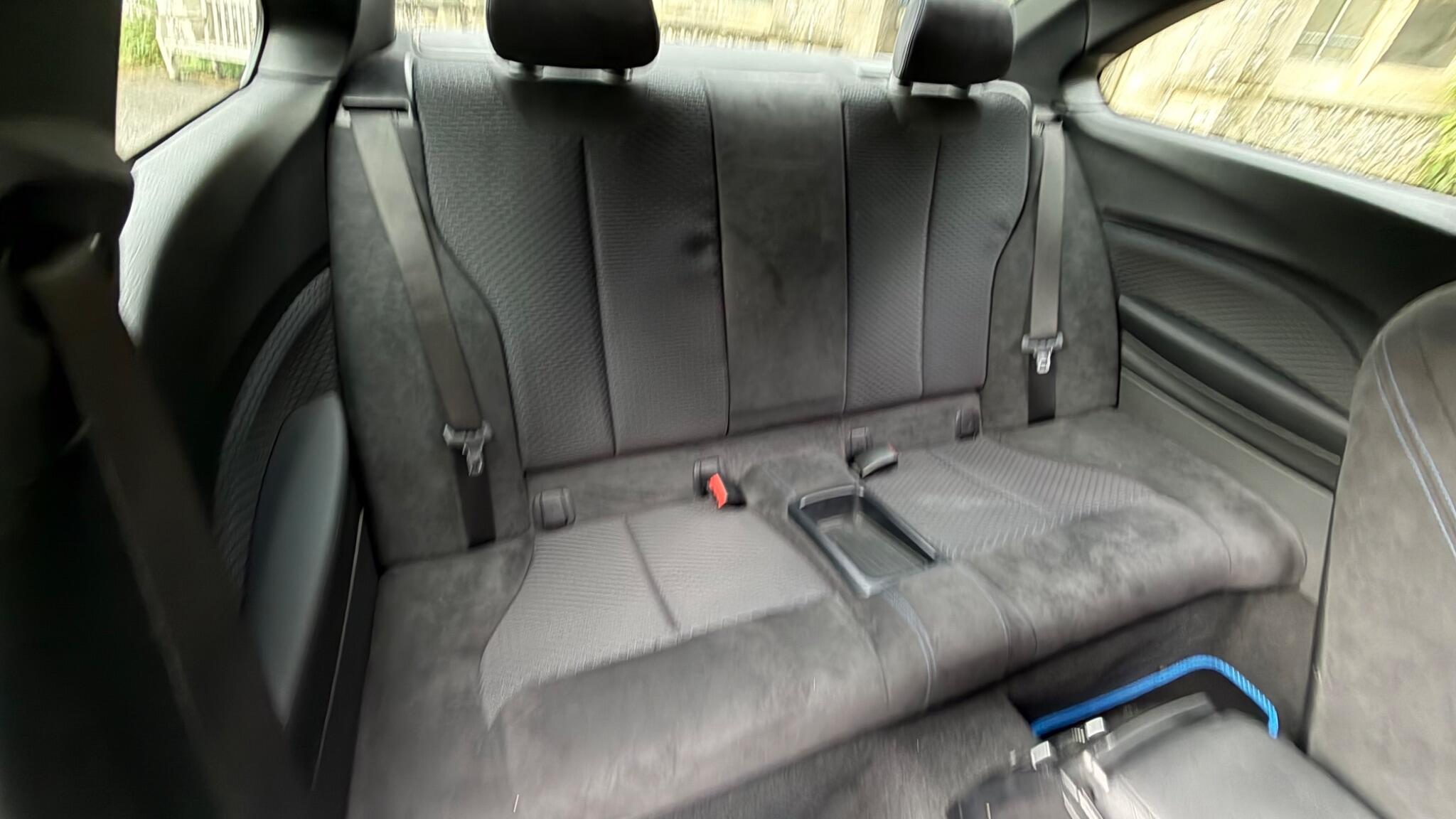 BMW 2 Series view 35