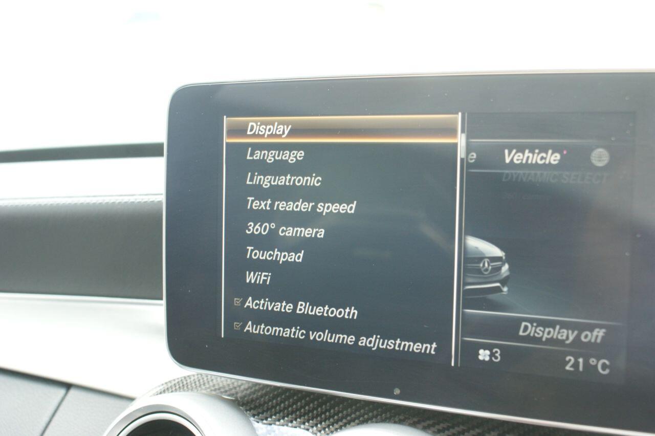 Mercedes-Benz C Class view 75
