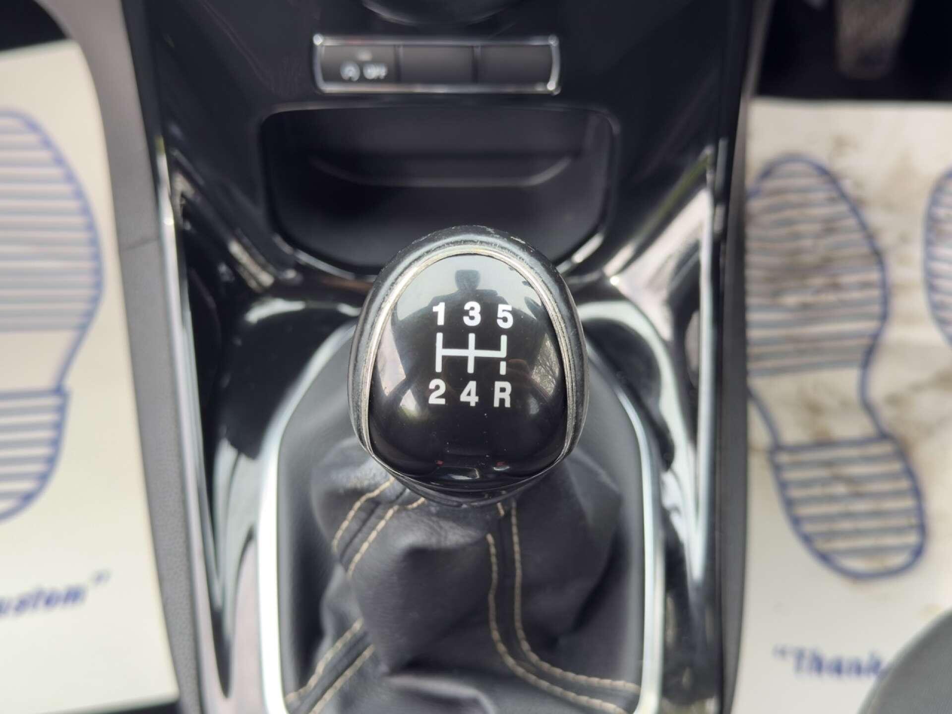 Ford Fiesta view 20