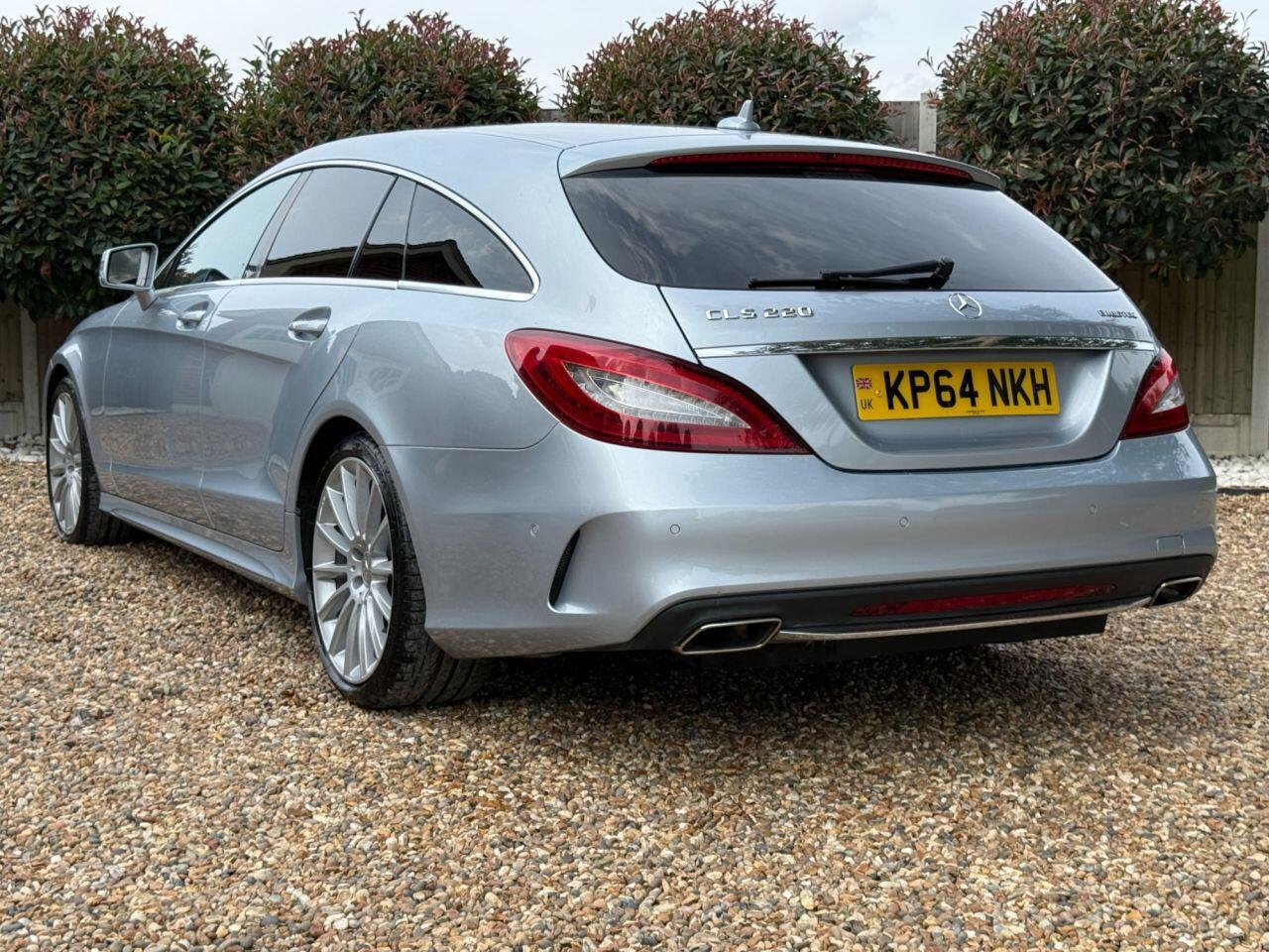 Mercedes-Benz CLS view 5