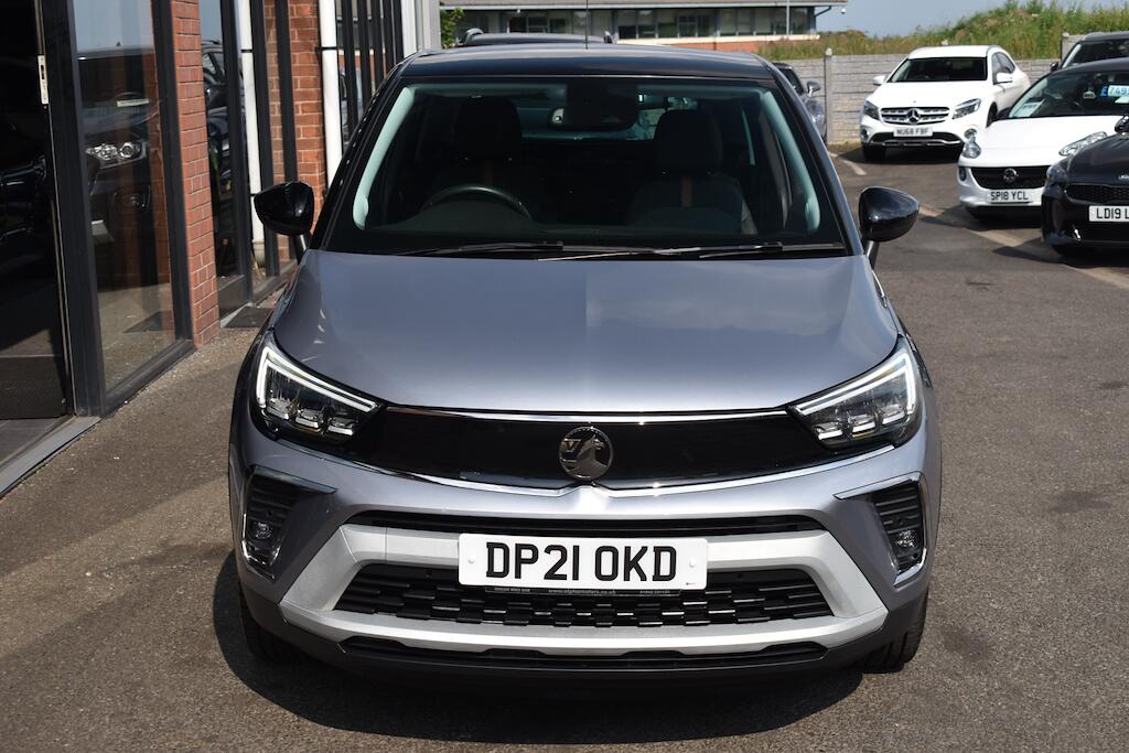 Vauxhall Crossland view 3